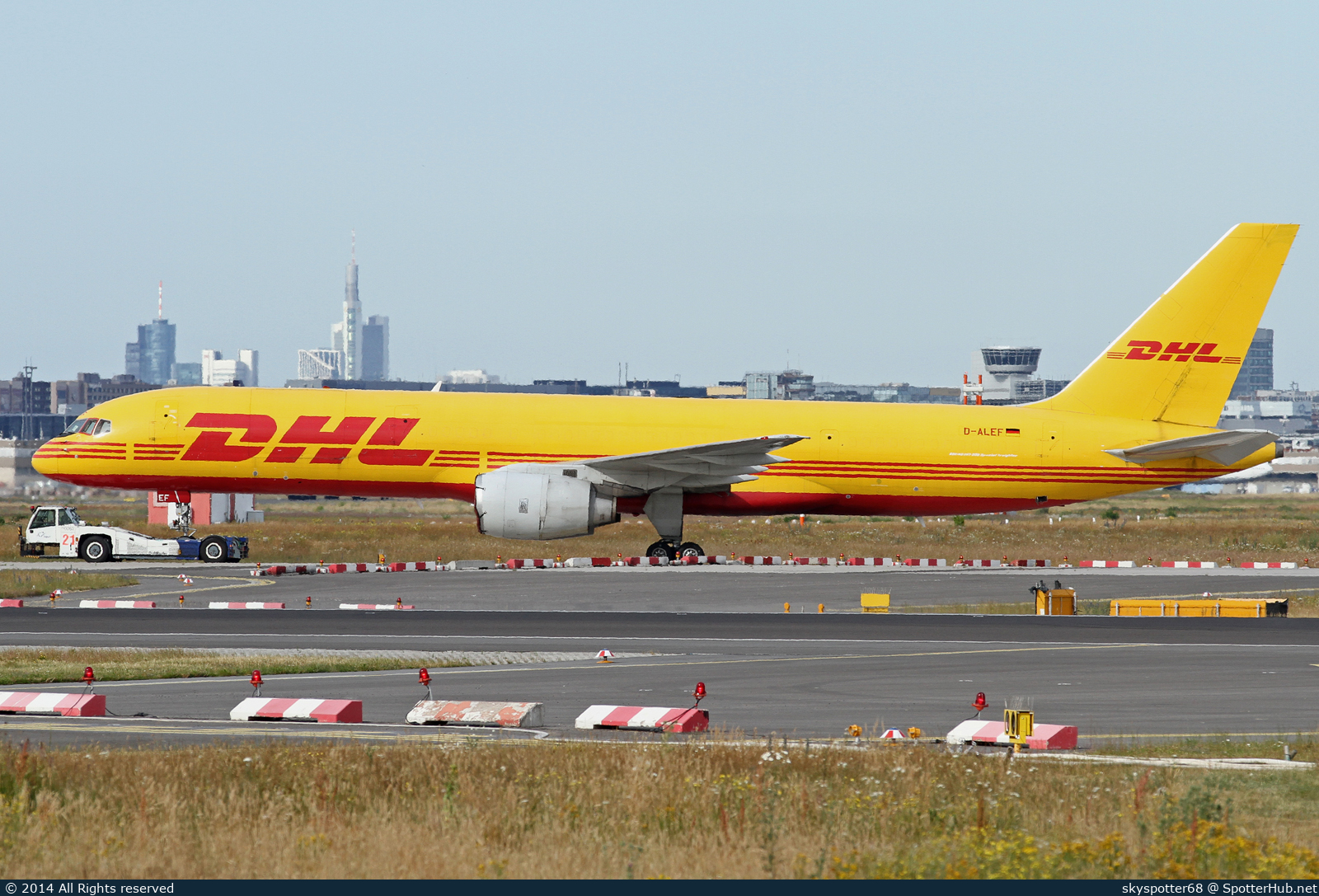 Photo of D-ALEF - Boeing 757-236(SF) operated by European Air Transport