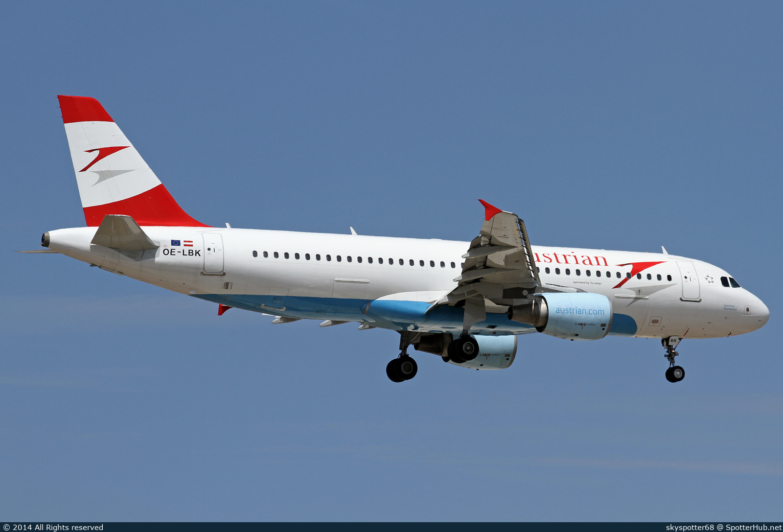 Photo of OE-LBK - Airbus A320-214 operated by Austrian Airlines