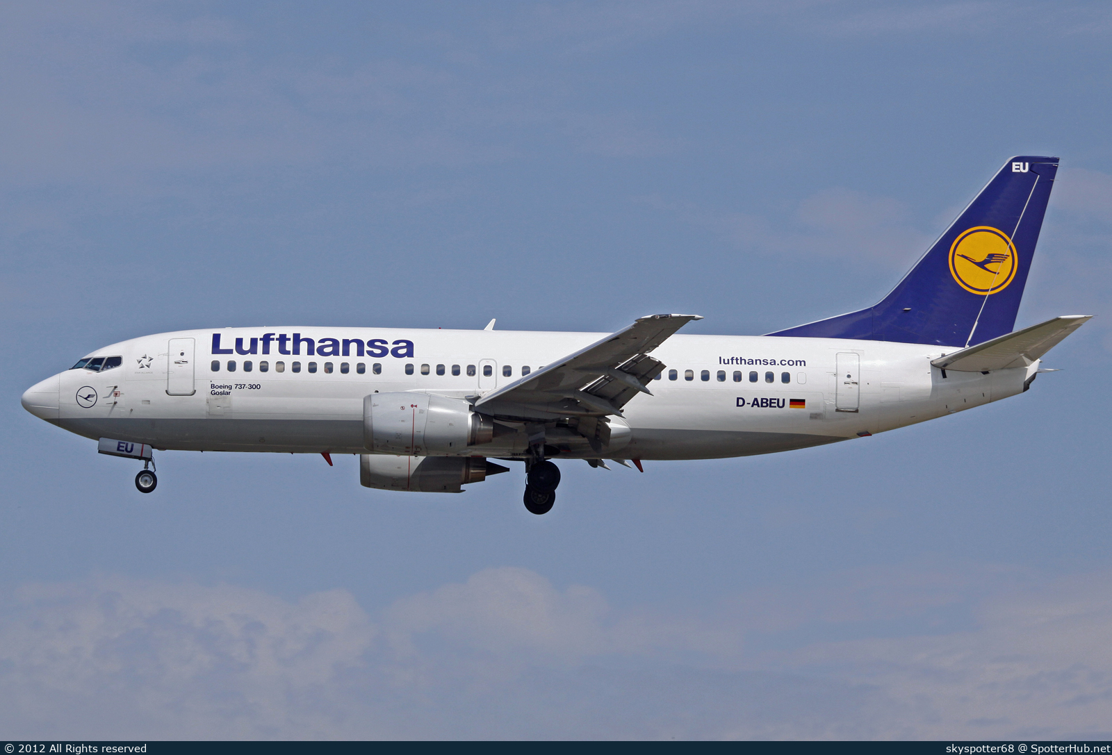 Photo of D-ABEU - Boeing 737-330 operated by Lufthansa