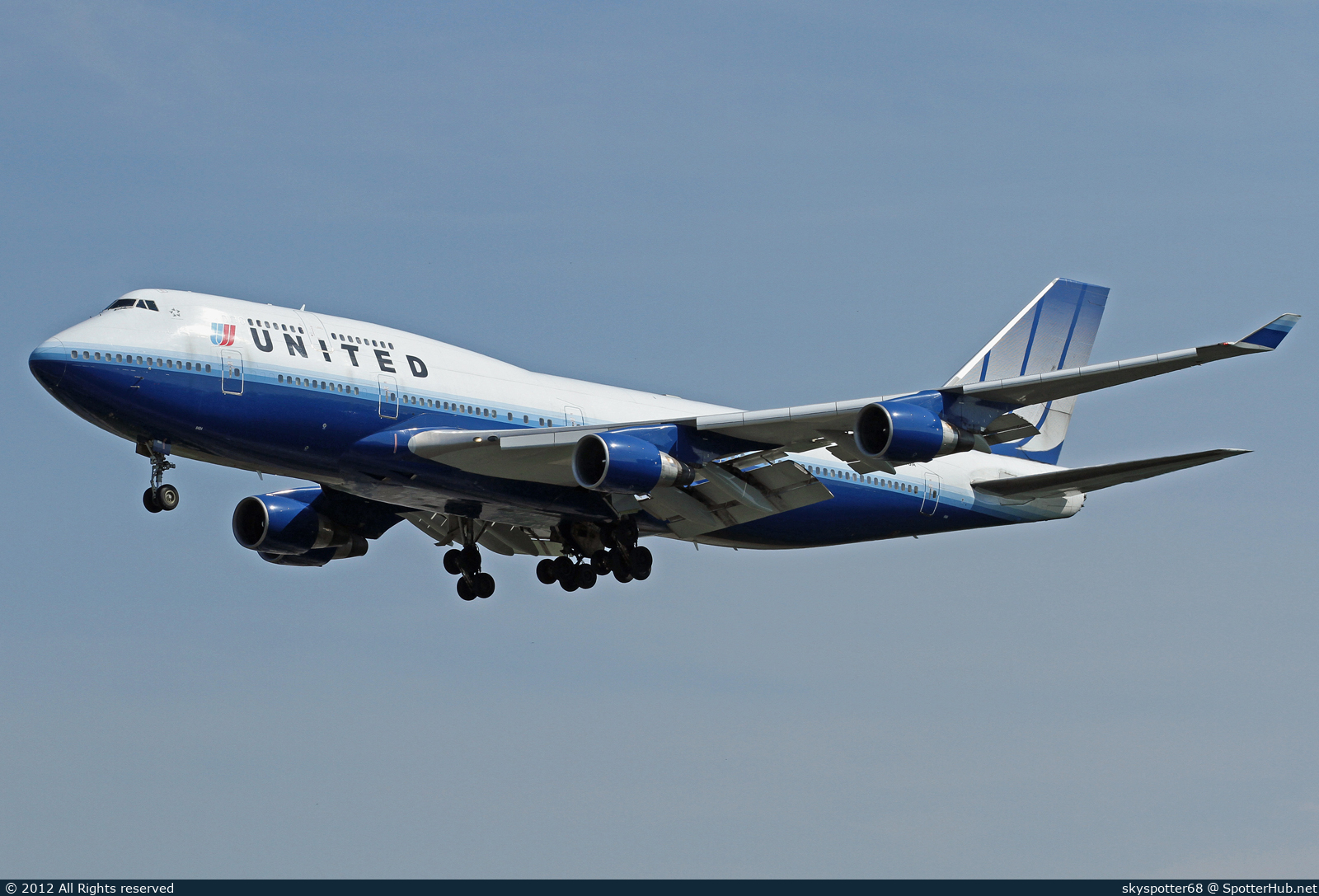 Photo of N104UA - Boeing 747-422 operated by United Airlines