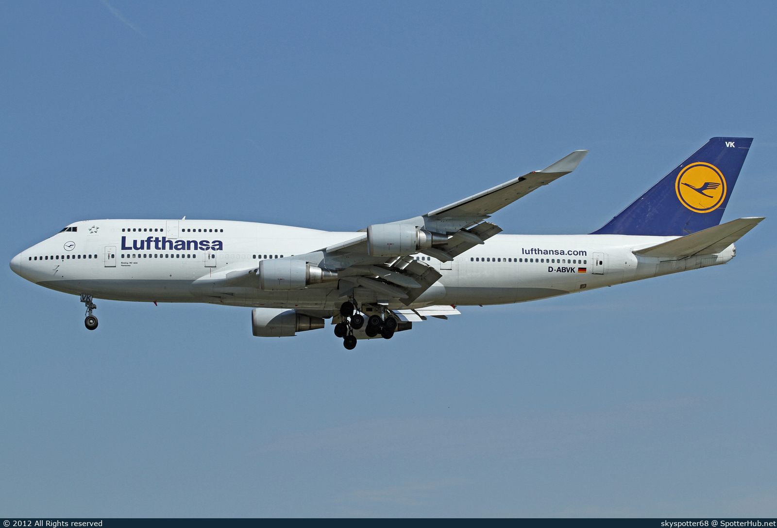 Photo of D-ABVK - Boeing 747-430 operated by Lufthansa