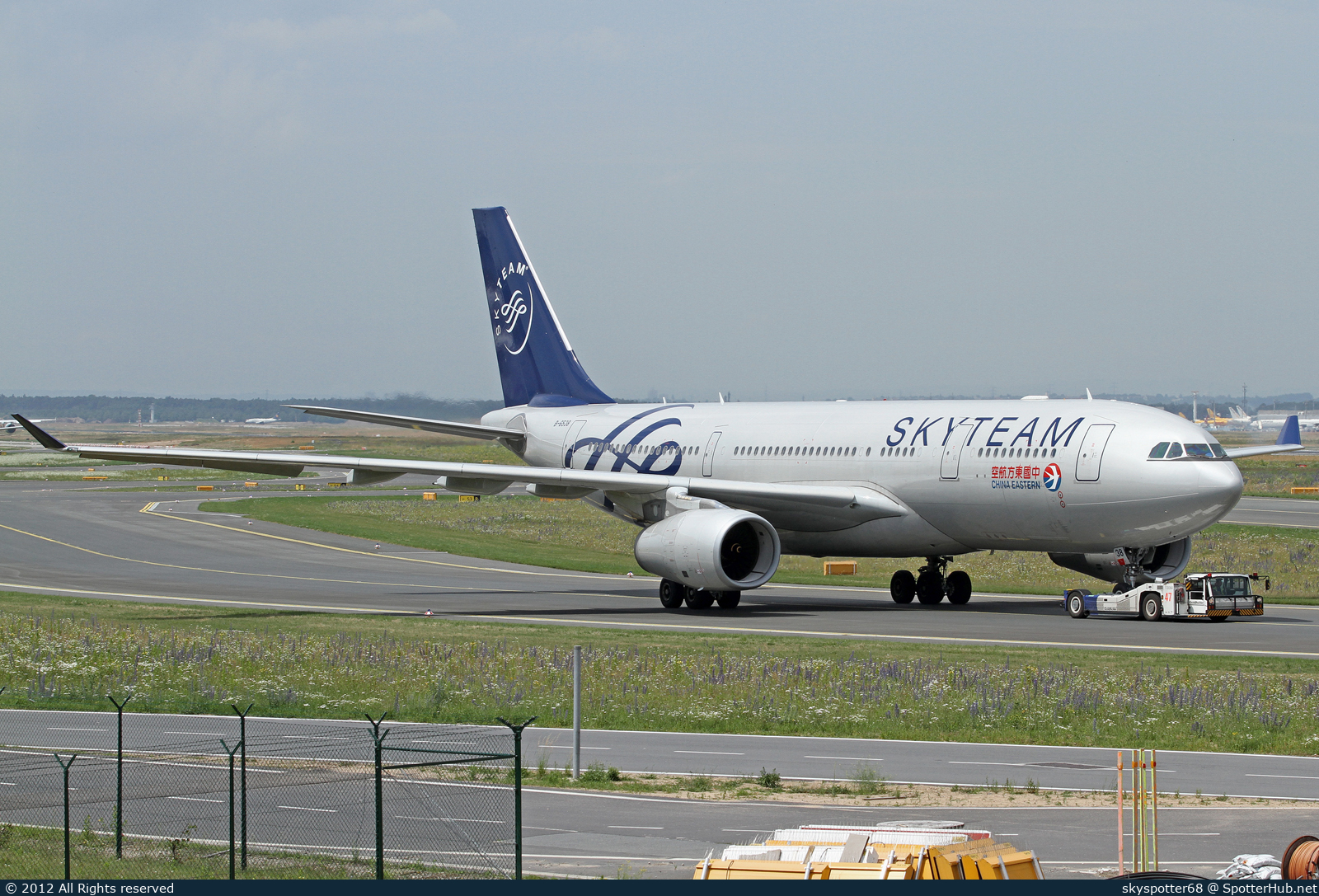 Photo of B-6538 - Airbus A330-243 operated by China Eastern Airlines