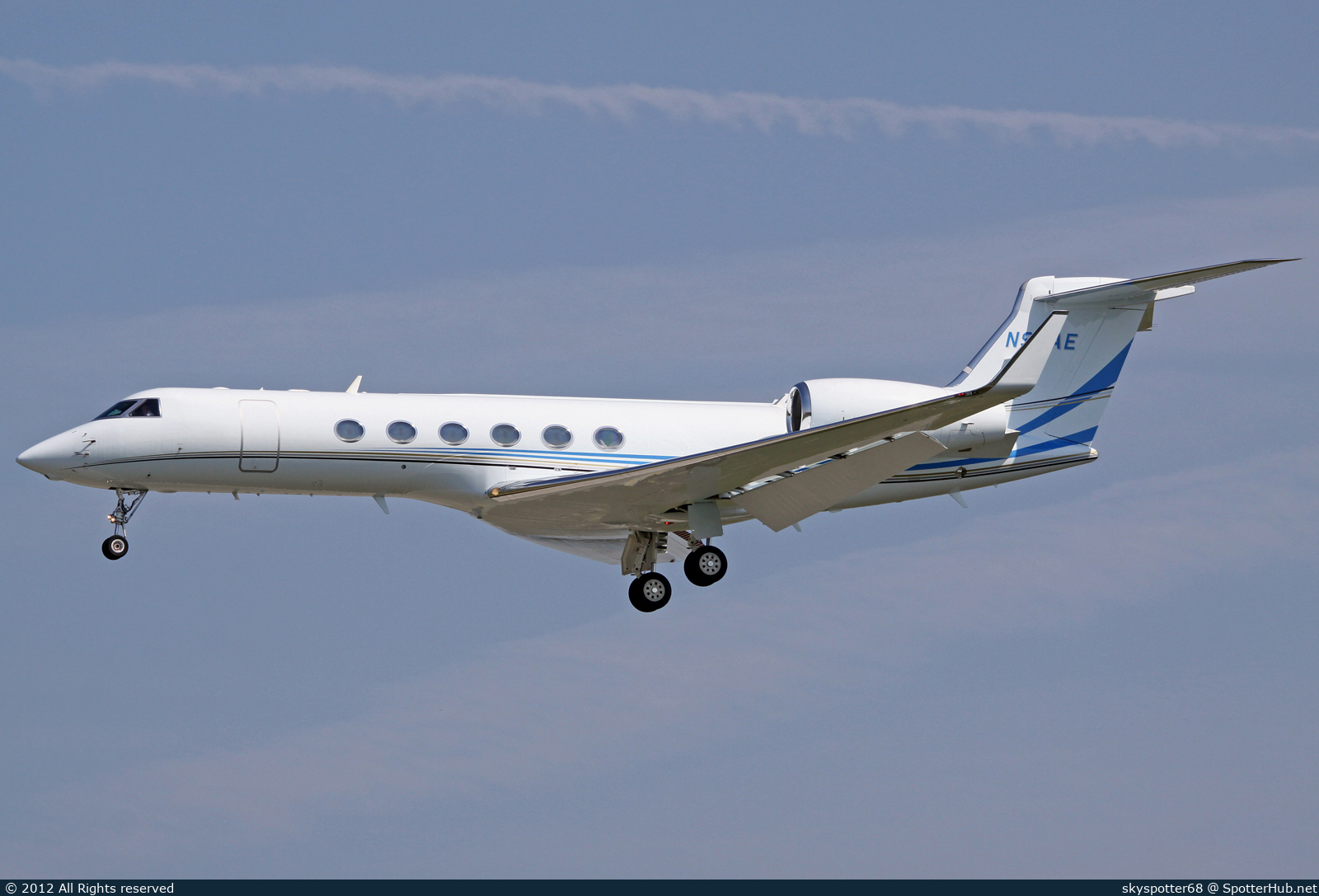Photo of N95AE - Gulfstream GV operated by American Express