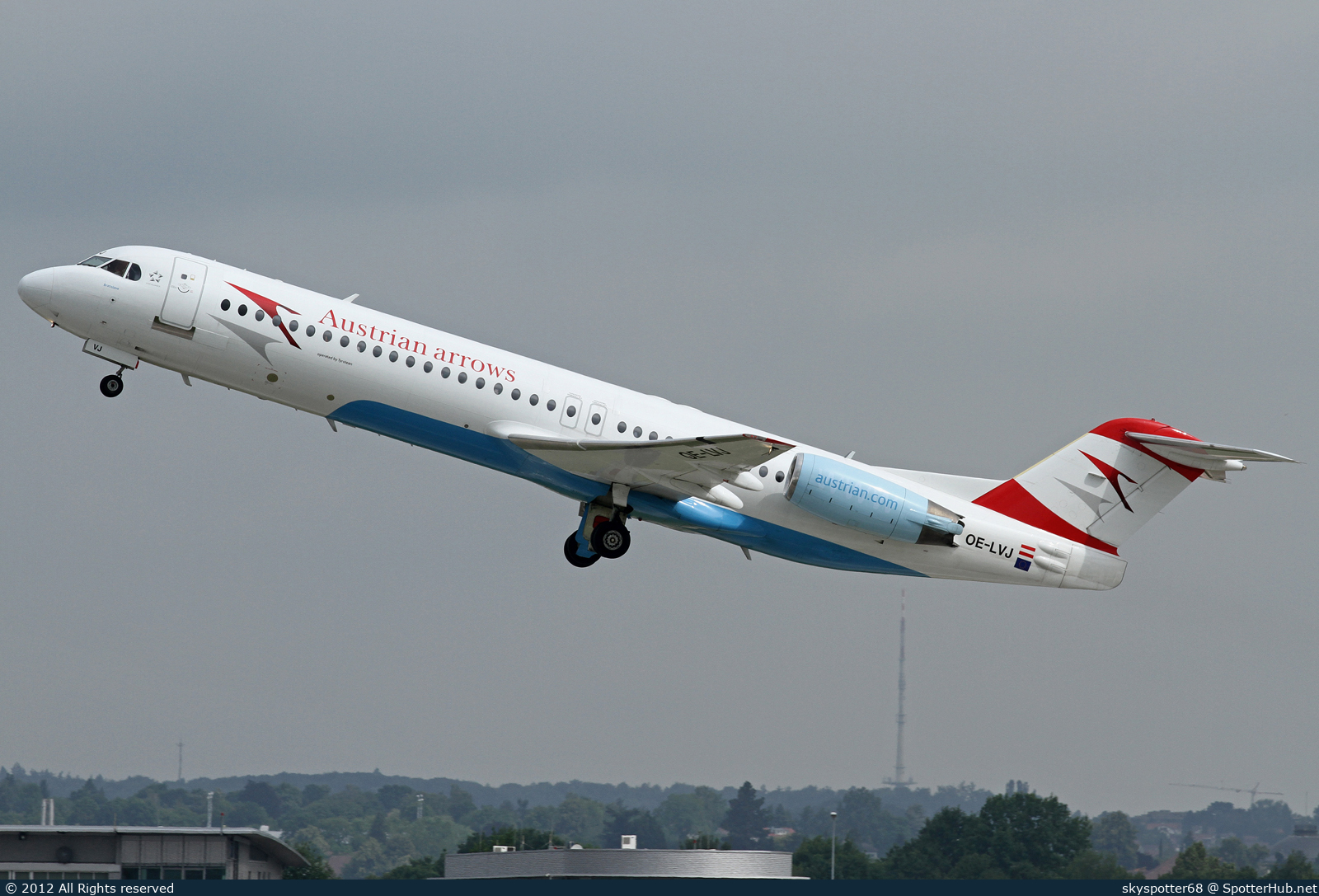 Photo of OE-LVJ - Fokker 100 operated by Austrian Arrows (opb Tyrolean Airways)