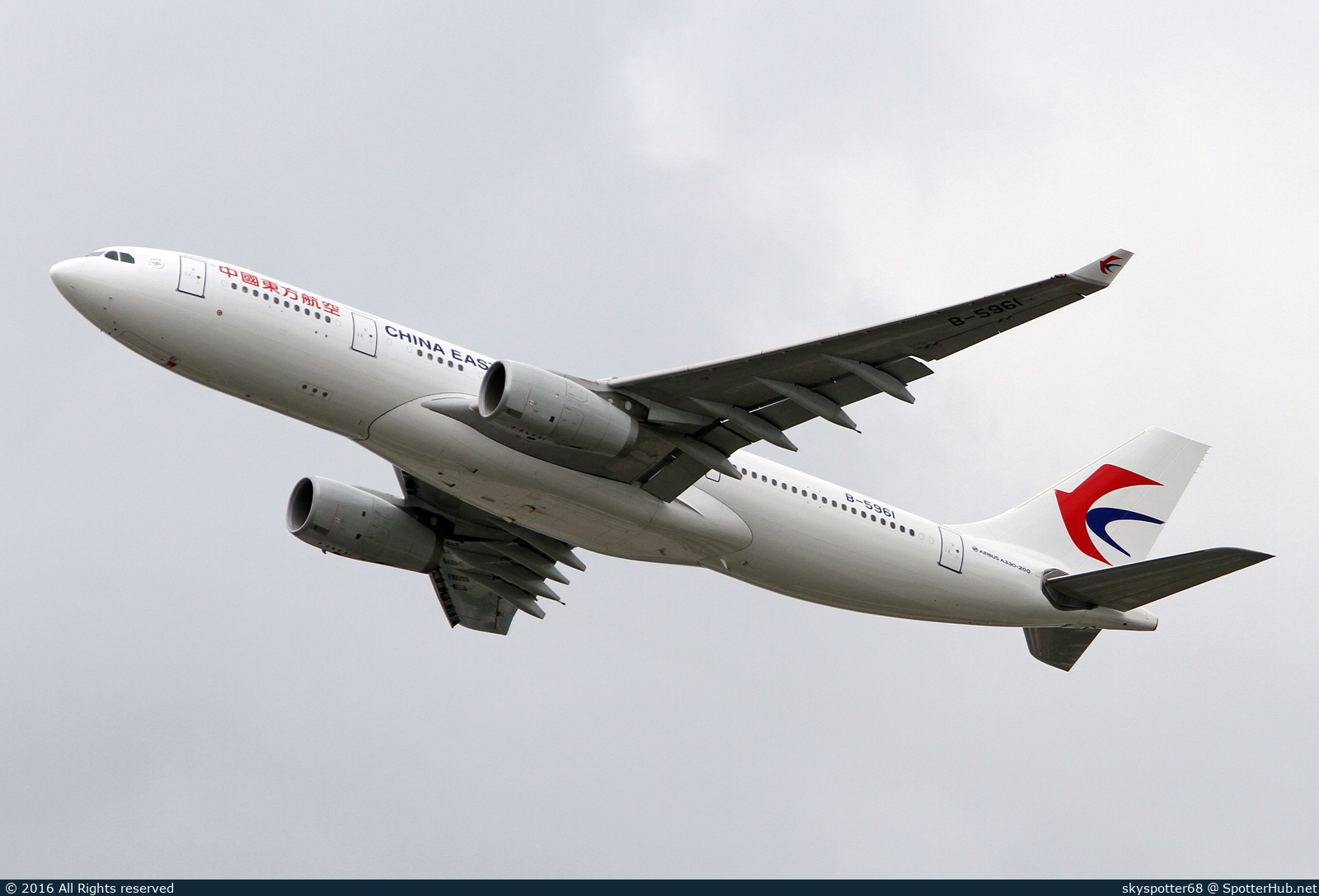 Photo of B-5961 - Airbus A330-243 operated by China Eastern Airlines