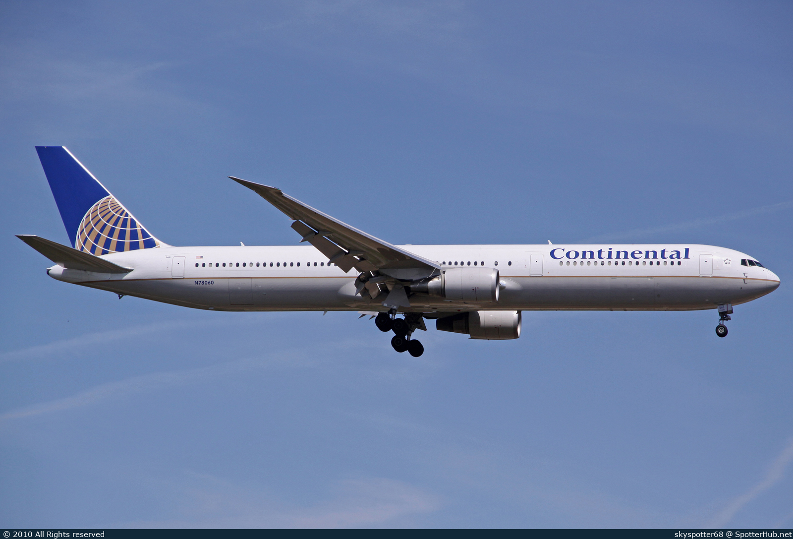 Photo of N78060 - Boeing 767-424(ER) operated by Continental Airlines