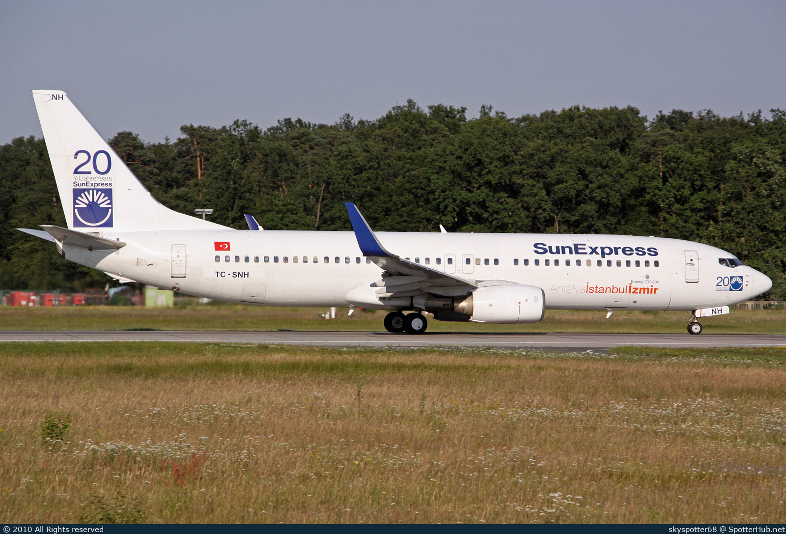 Photo of TC-SNH - Boeing 737-8FH operated by SunExpress