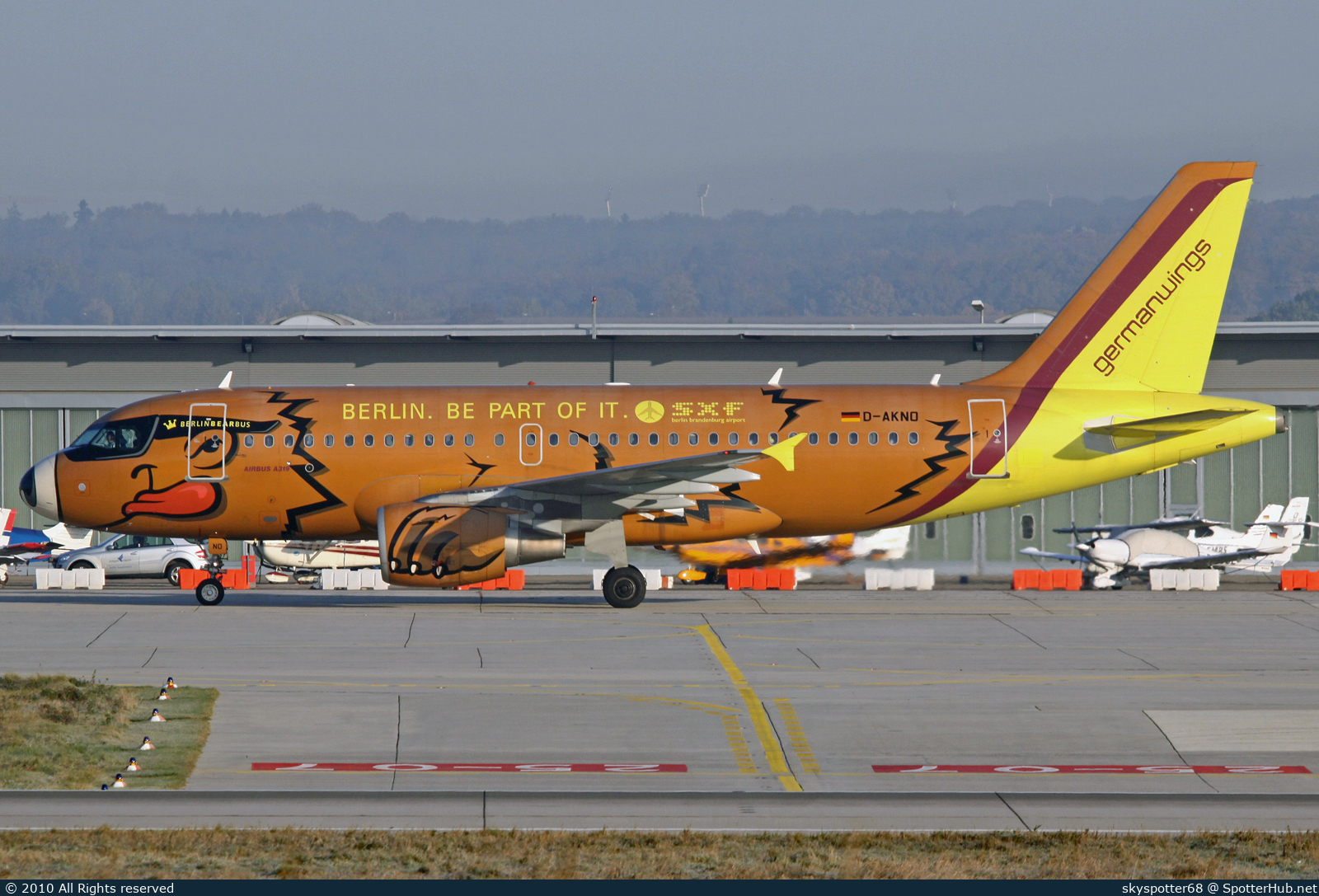 Photo of D-AKNO - Airbus A319-112 operated by Germanwings