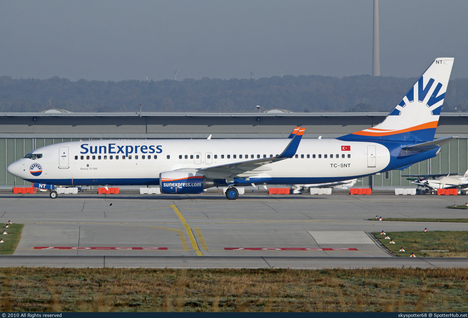 Photo of TC-SNT - Boeing 737-8HC operated by SunExpress