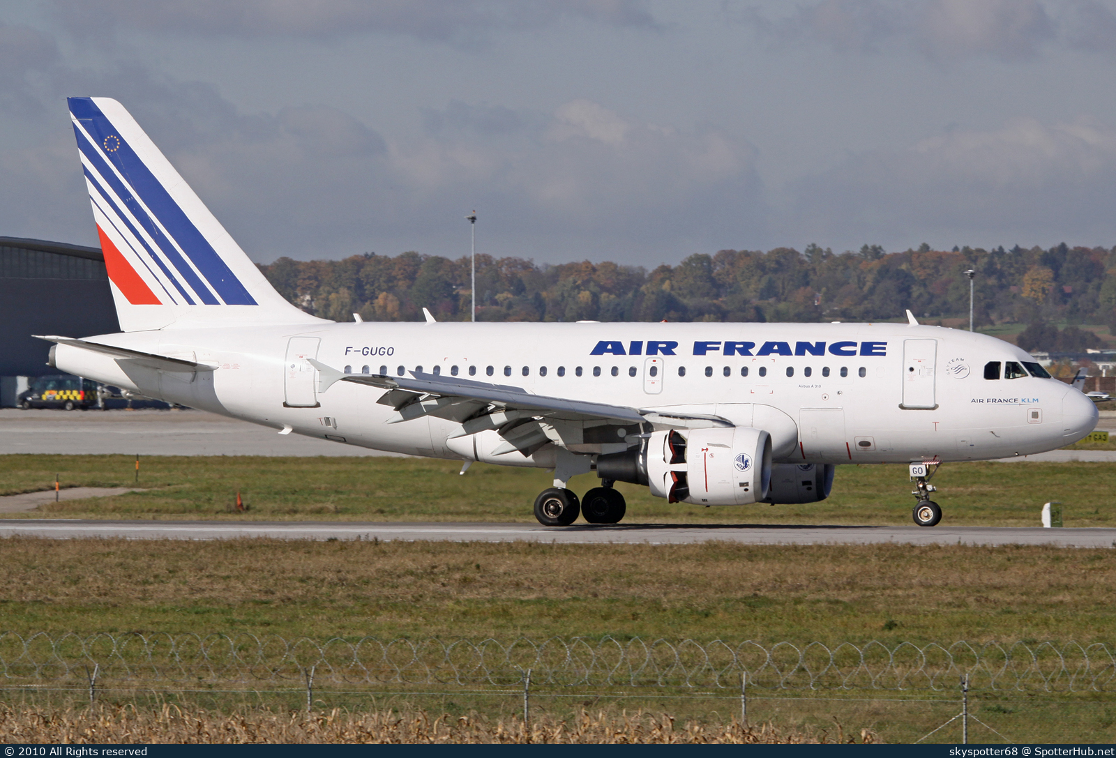 Photo of F-GUGO - Airbus A318-111 operated by Air France