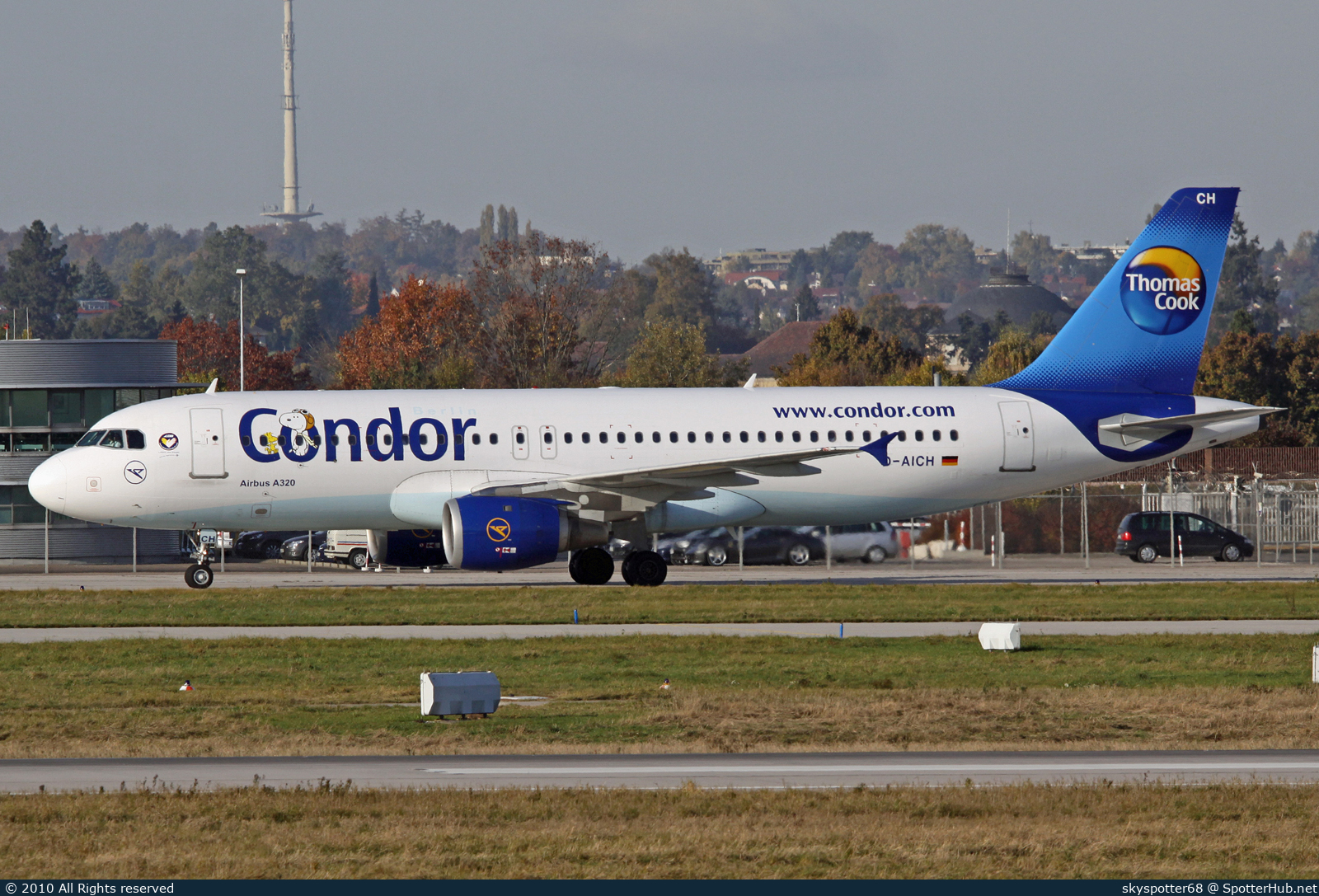 Photo of D-AICH - Airbus A320-212 operated by Condor