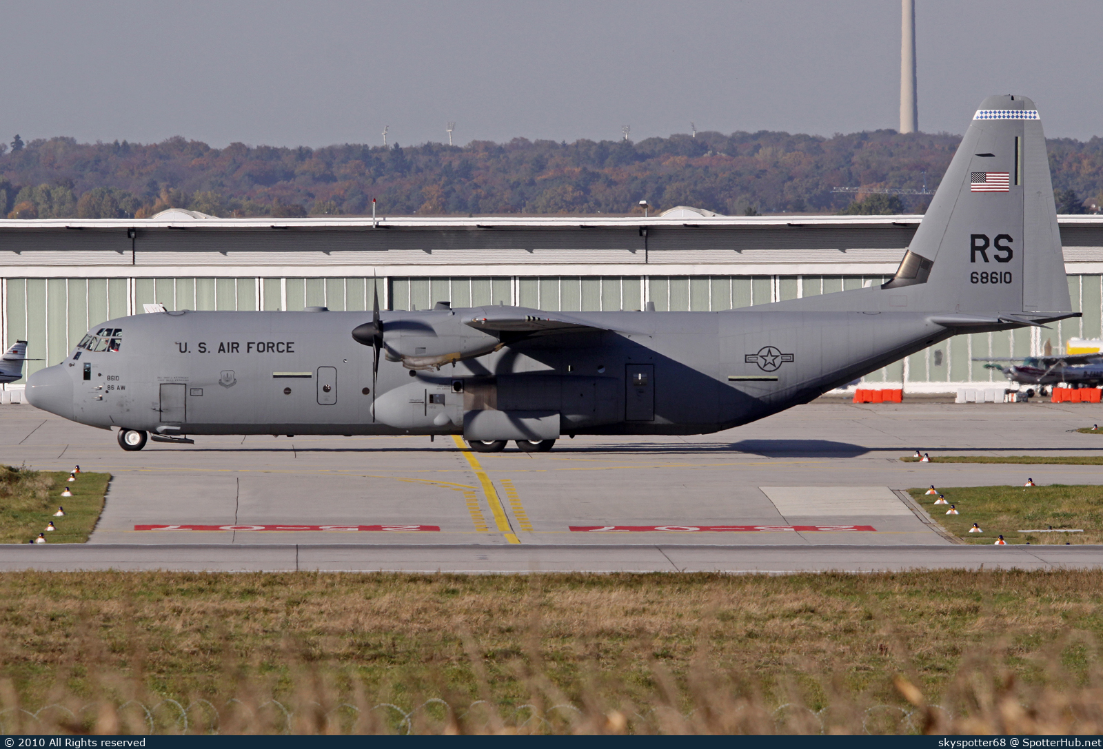 Photo of 06-8610 - Lockheed Martin C-130J-30 Super Hercules operated by US Air Force