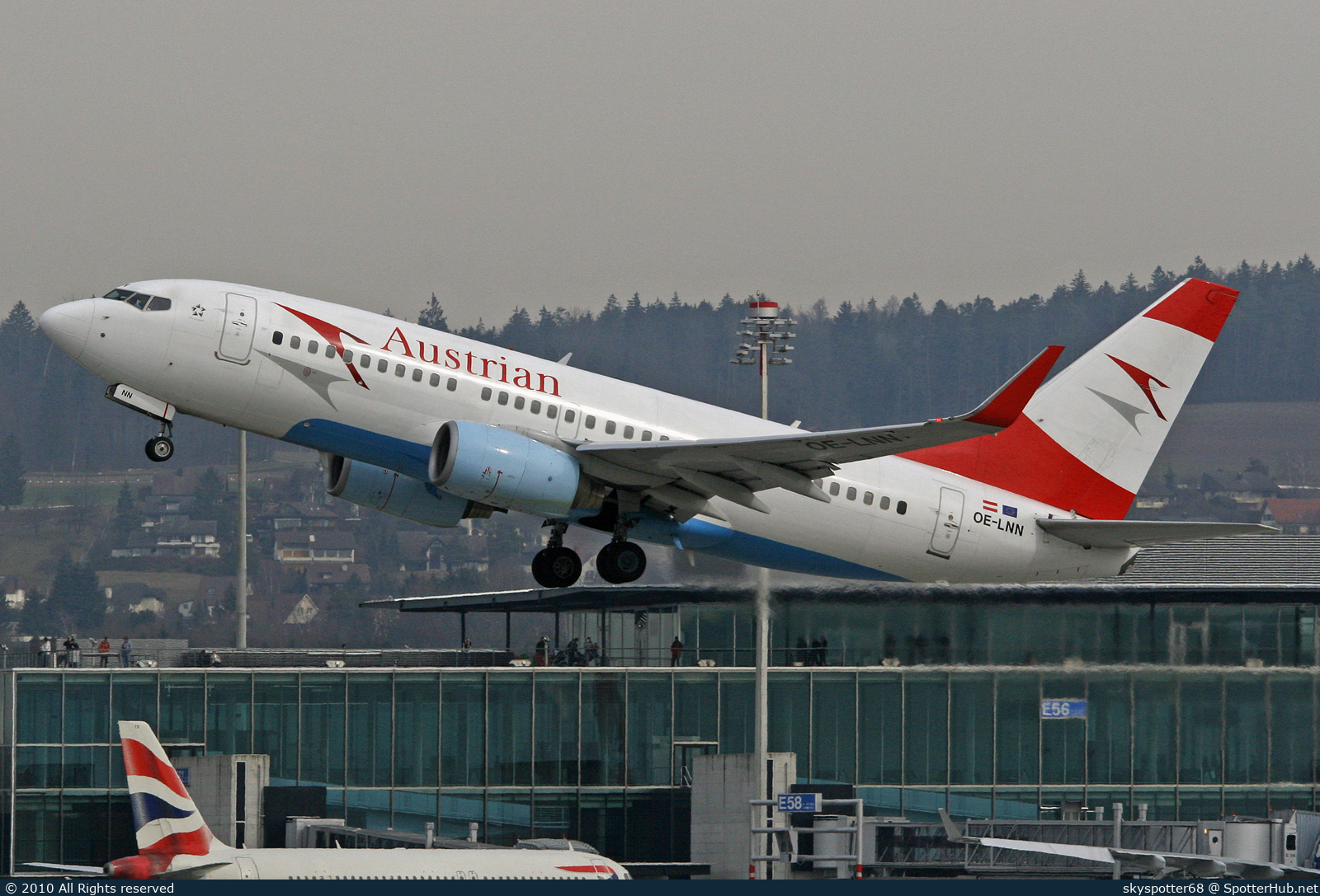 Photo of OE-LNN - Boeing 737-7Z9 operated by Austrian Airlines