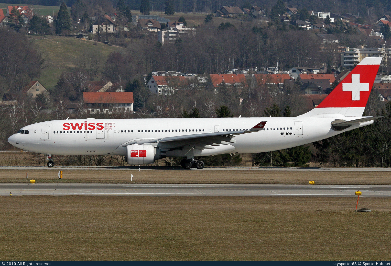 Photo of HB-IQH - Airbus A330-223 operated by Swiss International Air Lines