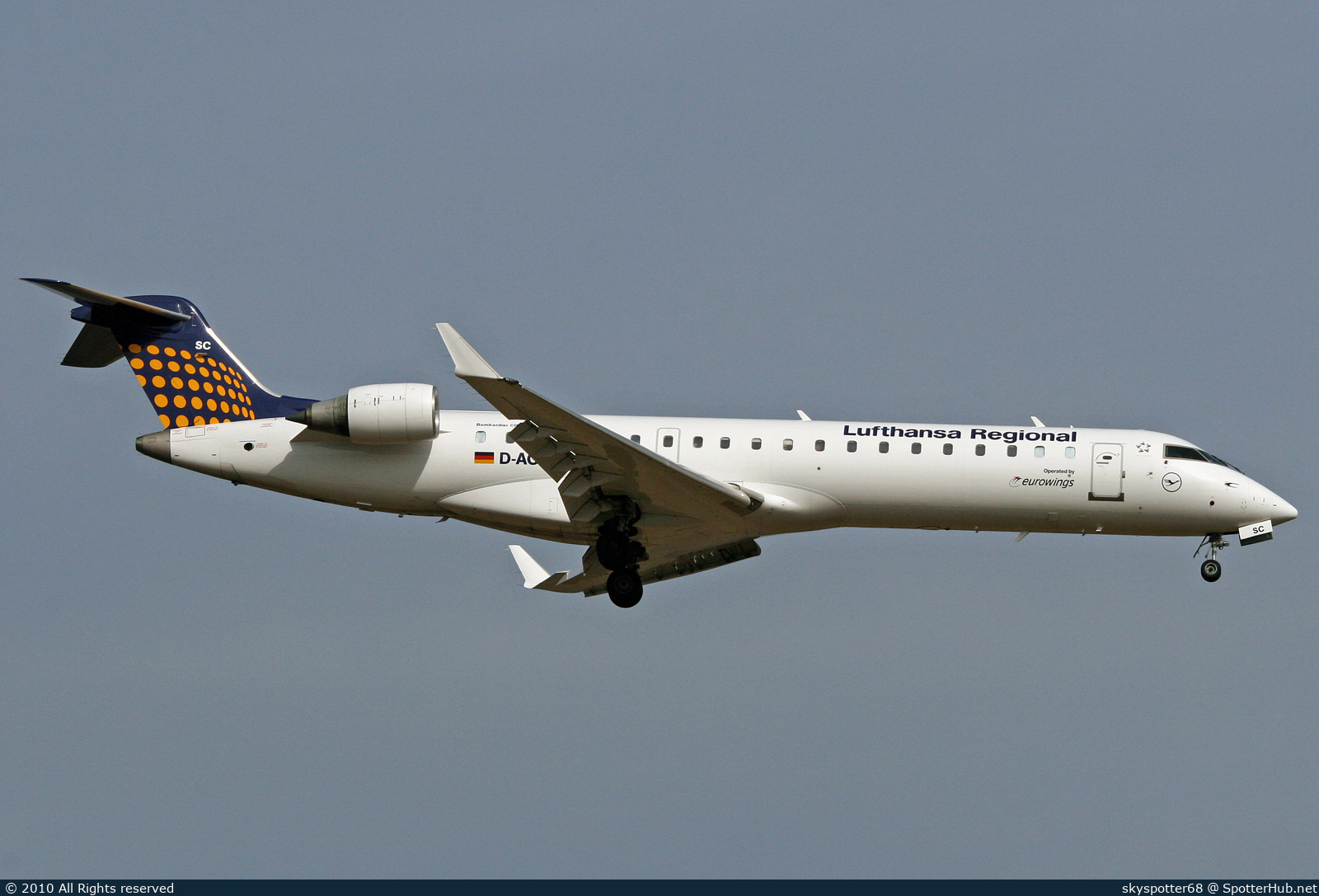 Photo of D-ACSC - Bombardier CRJ-701ER operated by Lufthansa Regional (opb Eurowings)