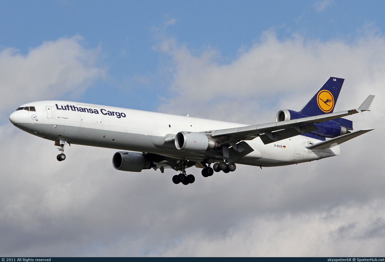 Photo of D-ALCS - McDonnell Douglas MD-11(F) operated by Lufthansa Cargo