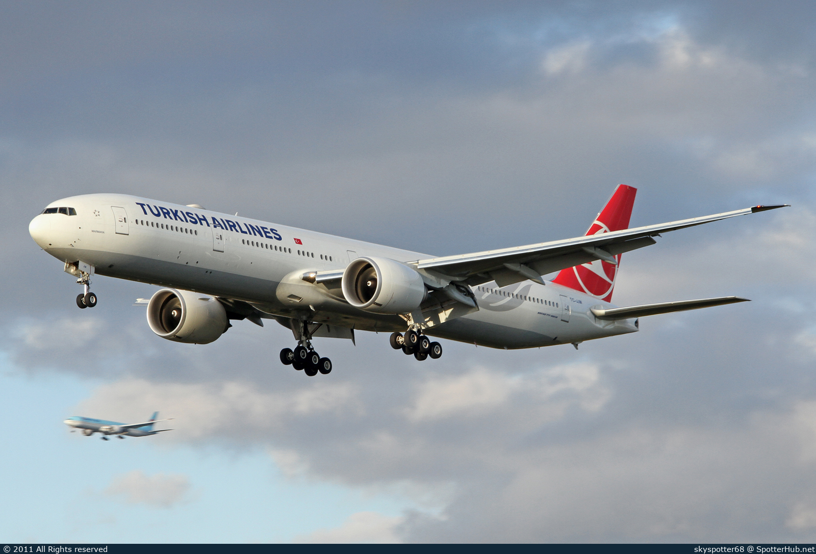 Photo of TC-JJM - Boeing 777-3F2(ER) operated by Turkish Airlines