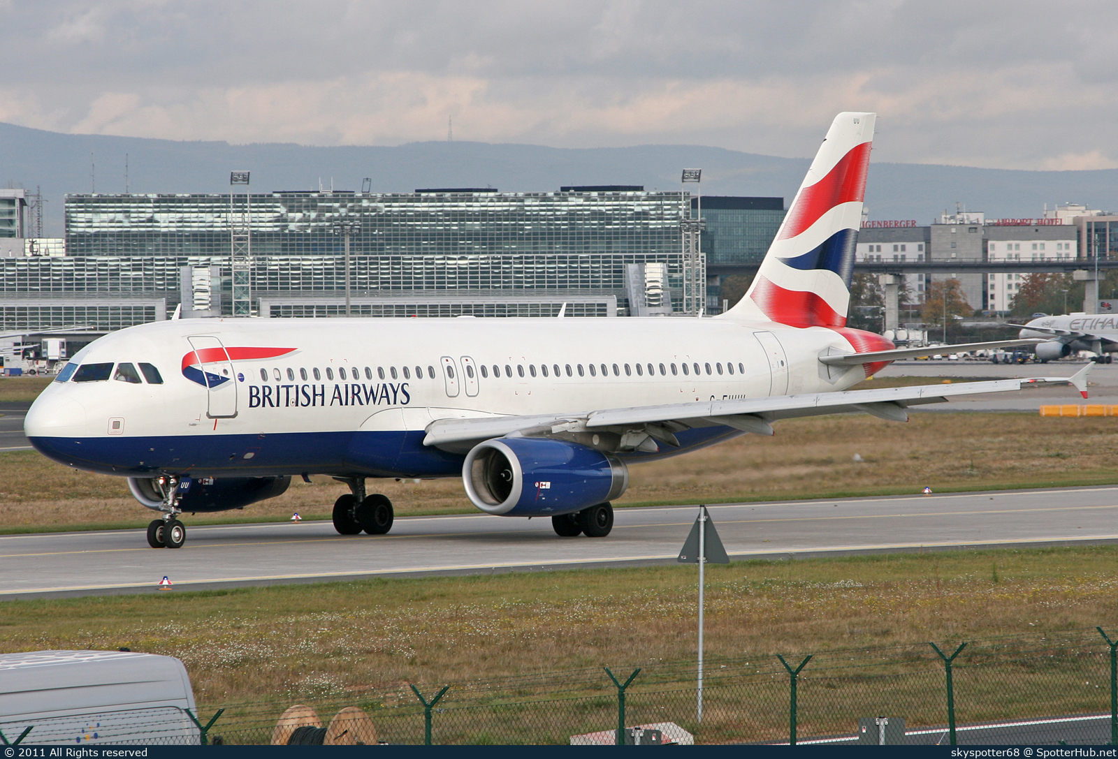 Photo of G-EUUU - Airbus A320-232 operated by British Airways