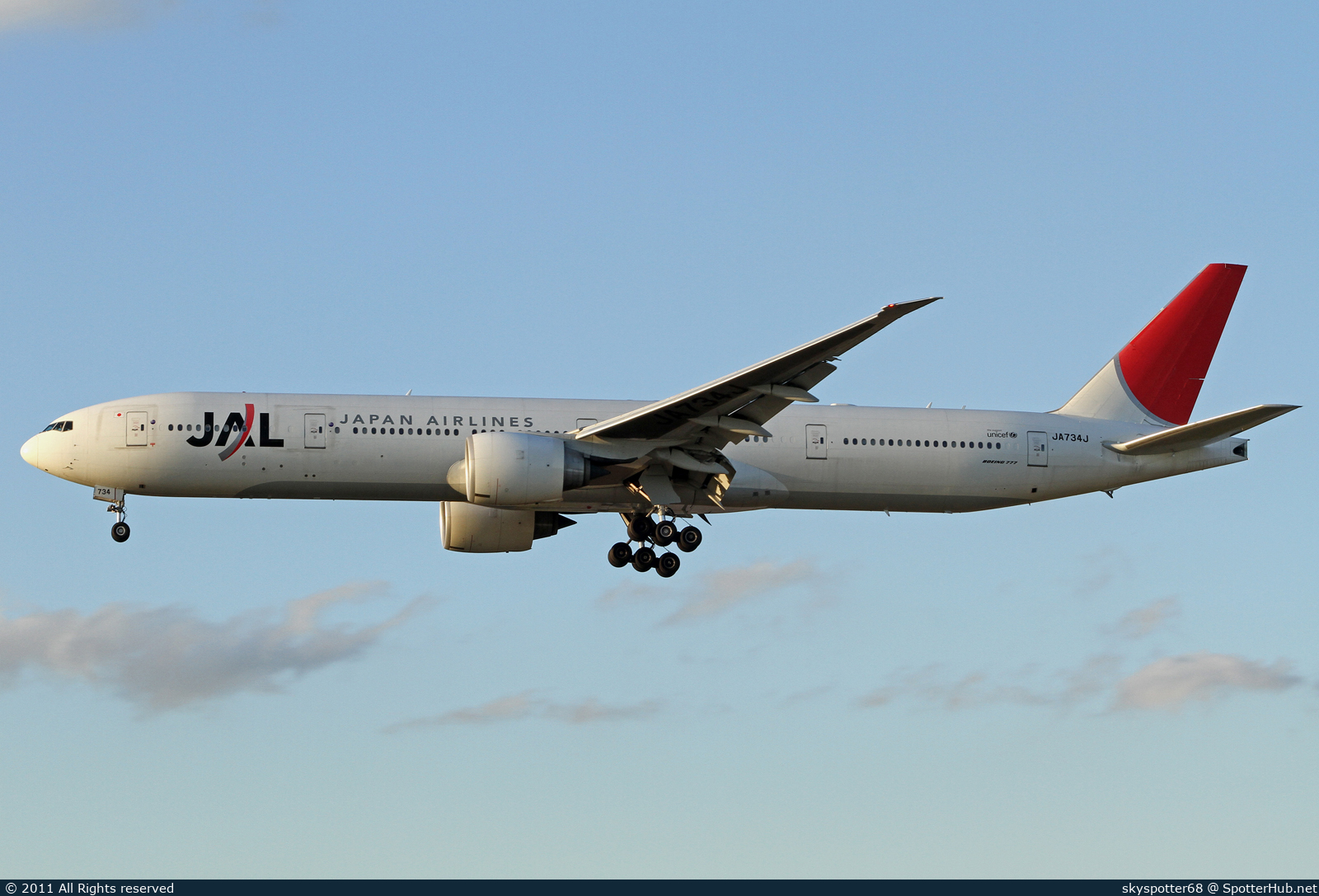 Photo of JA734J - Boeing 777-346(ER) operated by Japan Airlines