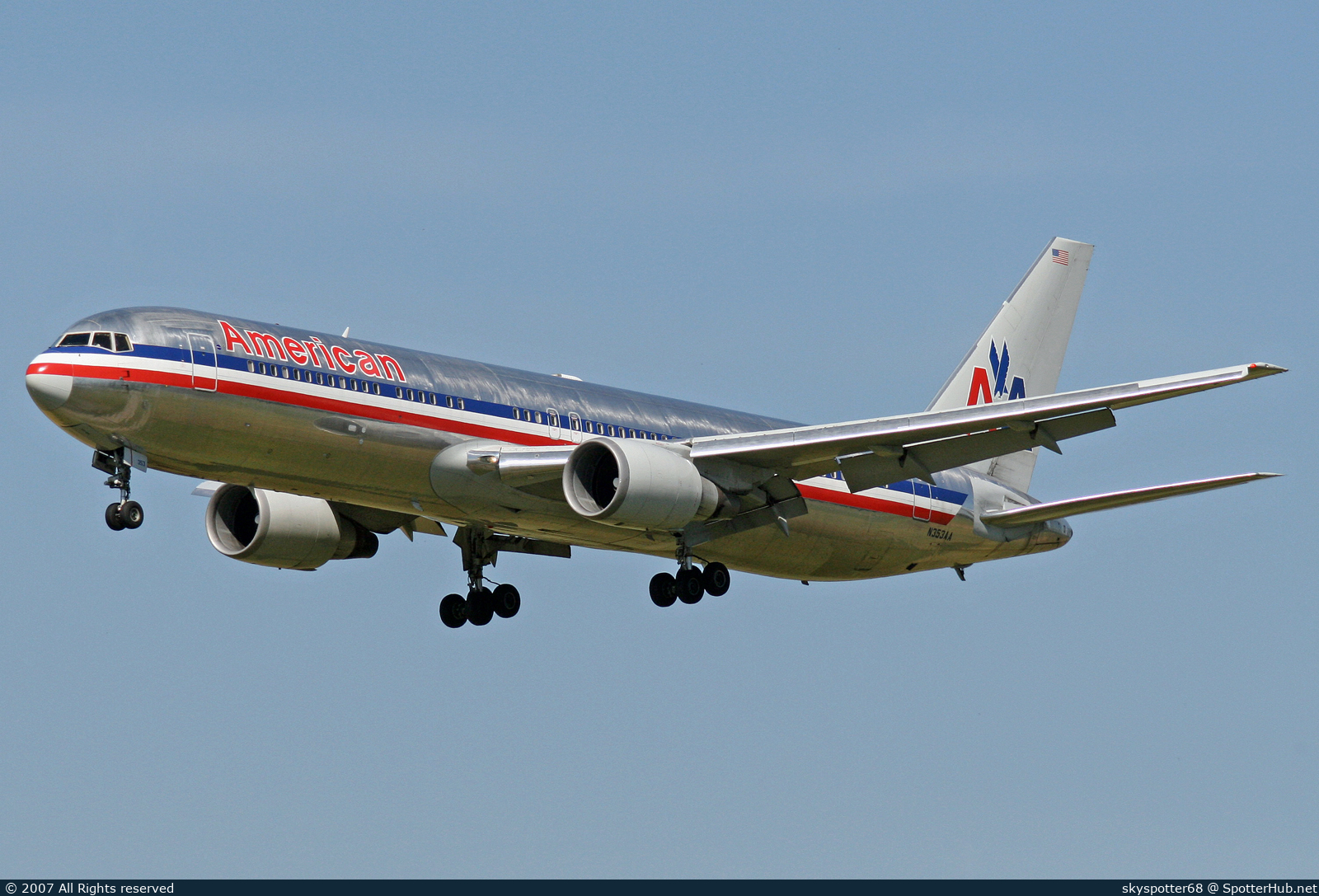 Photo of N353AA - Boeing 767-323(ER) operated by American Airlines