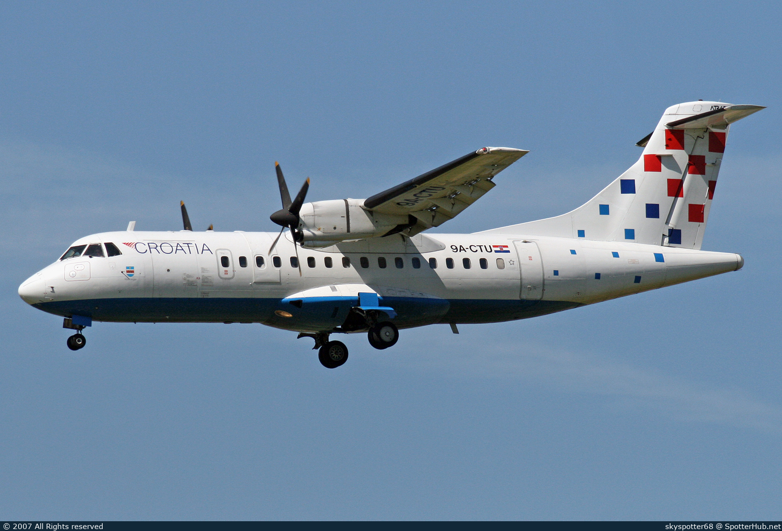 Photo of 9A-CTU - ATR 42-300 operated by Croatia Airlines