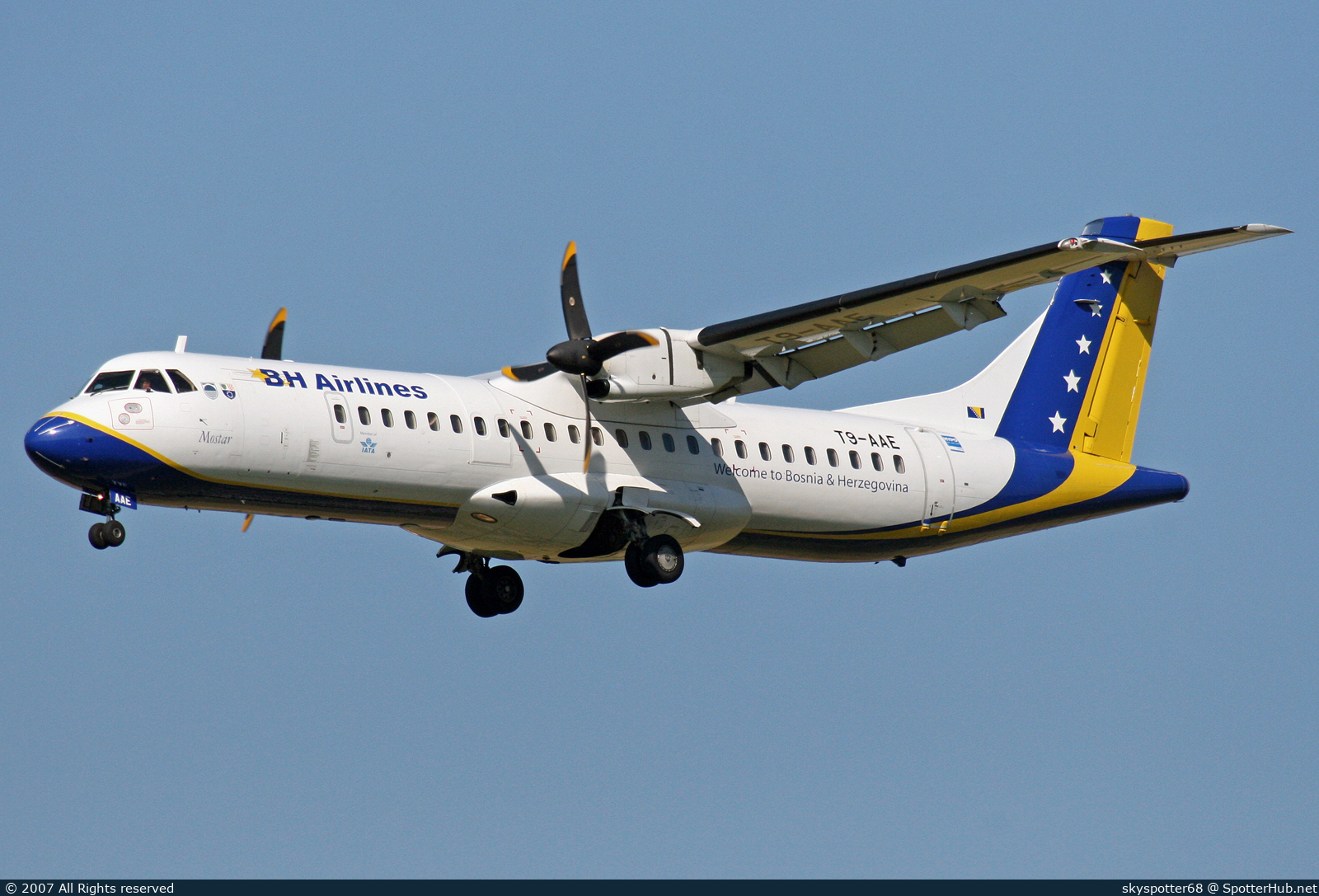Photo of T9-AAE - ATR 72-212 operated by BH Airlines