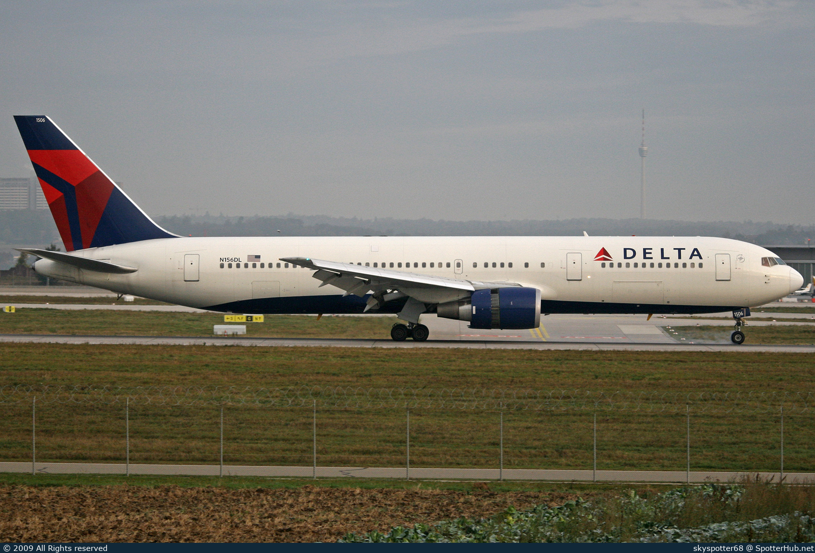 Photo of N156DL - Boeing 767-3P6(ER) operated by Delta Air Lines