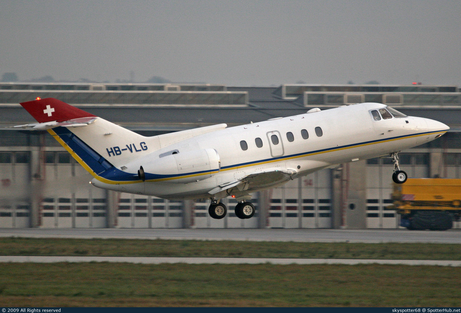 Photo of HB-VLG - British Aerospace 125-800A operated by Scintilla AG