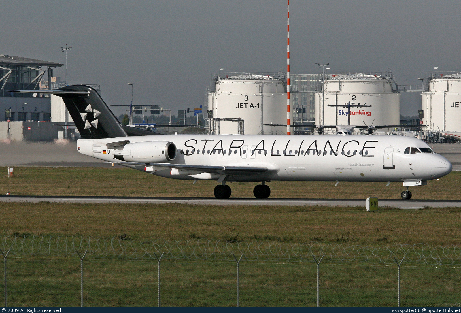 Photo of D-AFKB - Fokker 100 operated by Contact Air