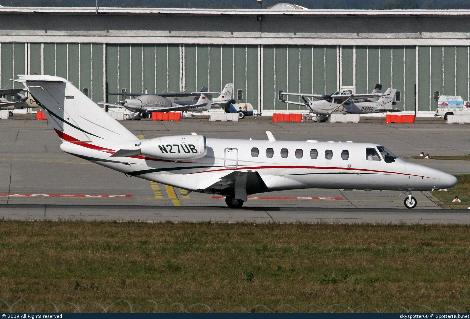Photo of N27UB - Cessna 525B Citation CJ3 operated by Flightpartner