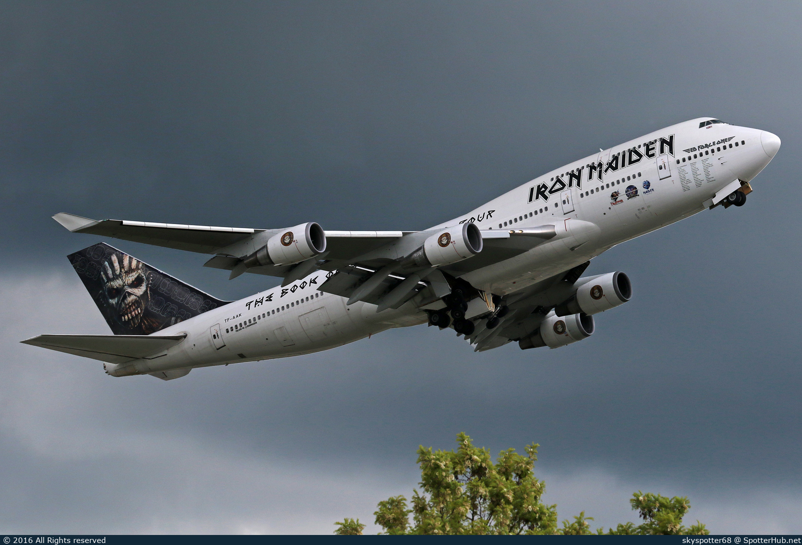 Photo of TF-AAK - Boeing 747-428 operated by Air Atlanta Icelandic