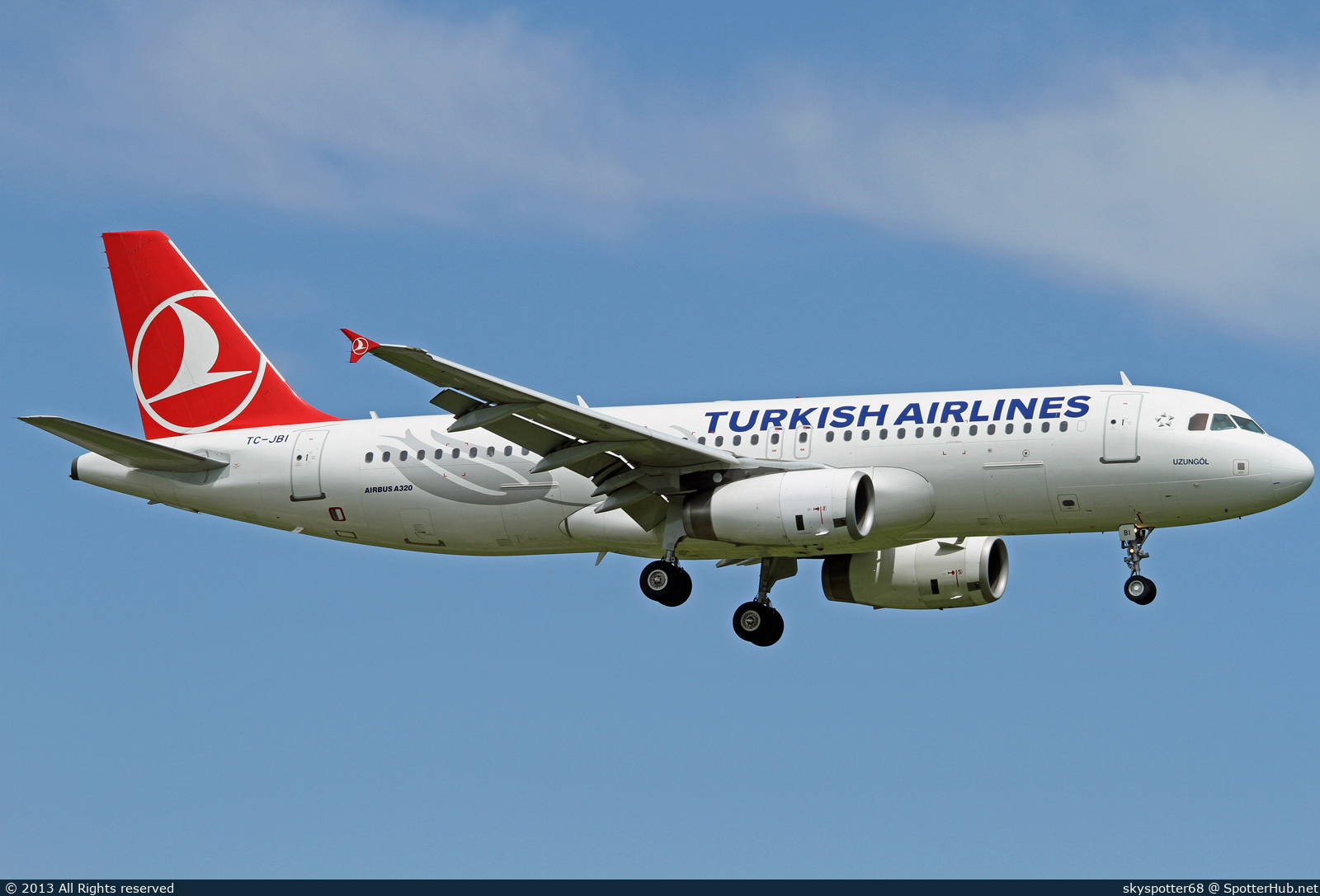 Photo of TC-JBI - Airbus A320-232 operated by Turkish Airlines