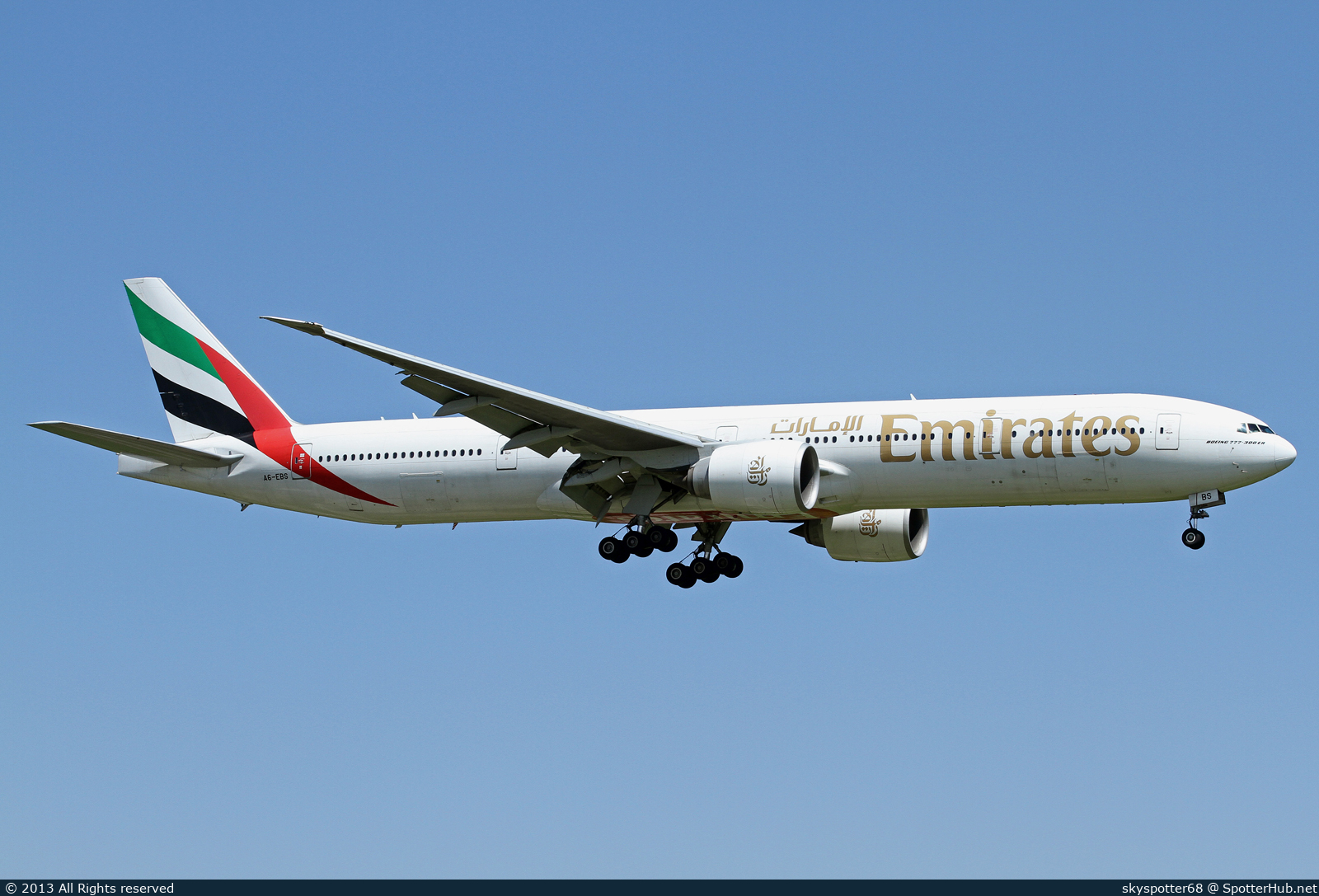 Photo of A6-EBS - Boeing 777-31H(ER) operated by Emirates