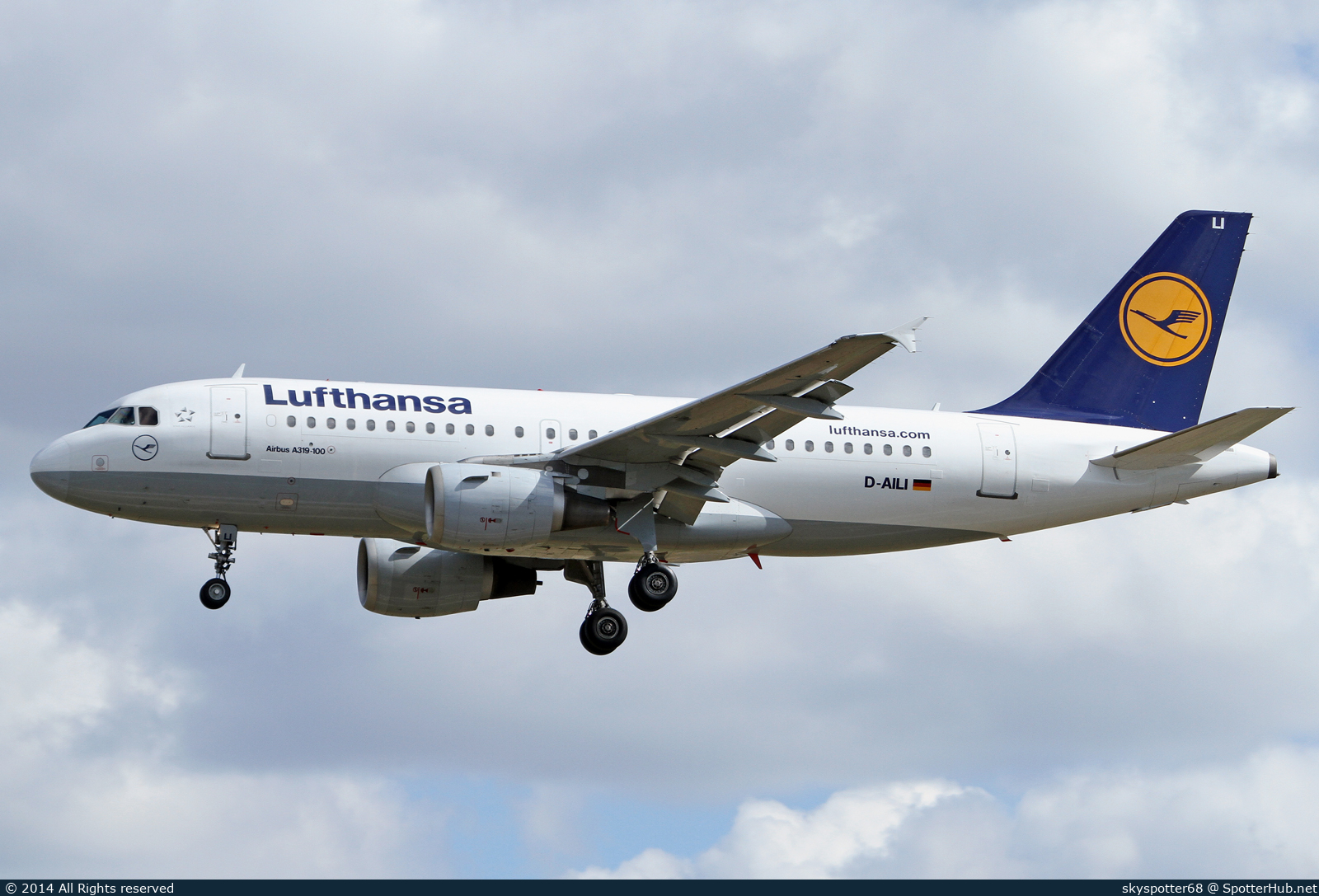 Photo of D-AILI - Airbus A319-114 operated by Lufthansa