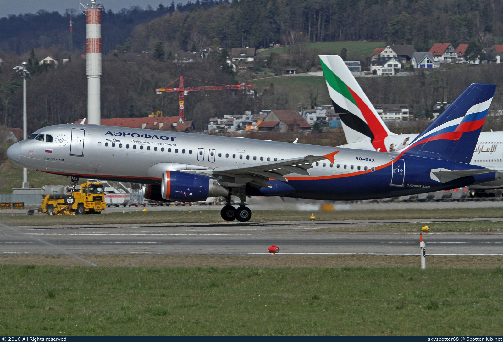 Photo of VQ-BAX - Airbus A320-214 operated by Aeroflot