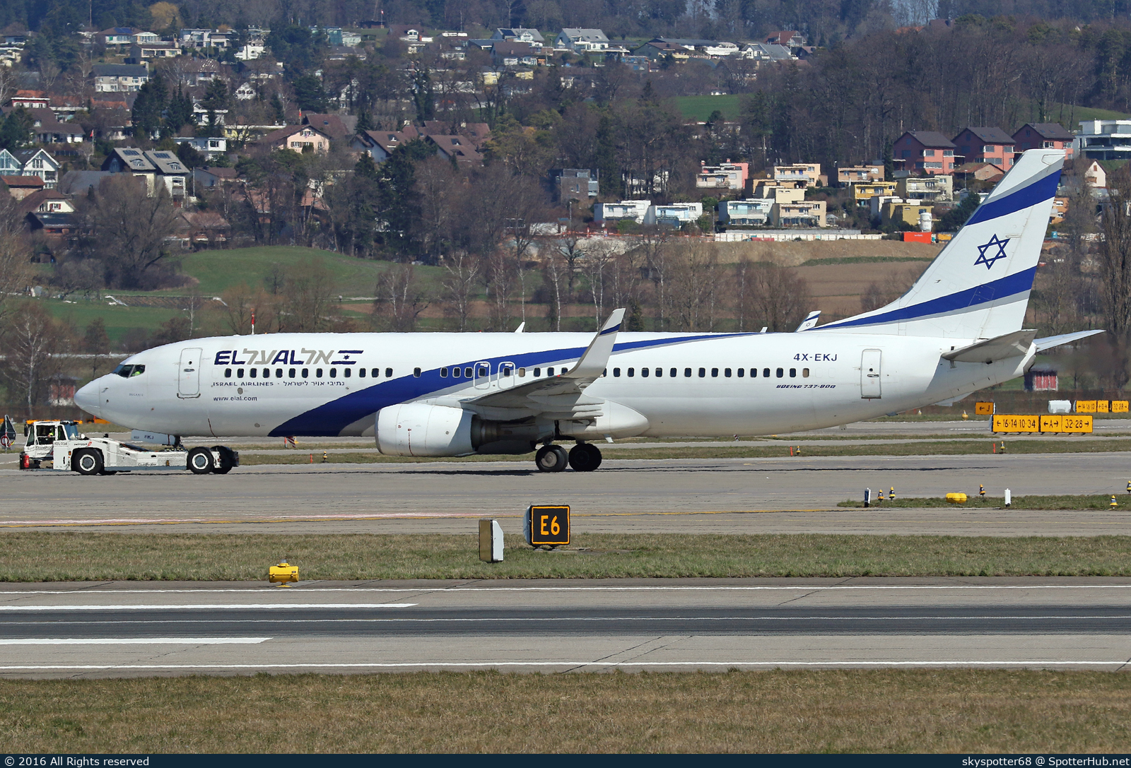 Photo of 4X-EKJ - Boeing 737-85P operated by El Al Israel Airlines