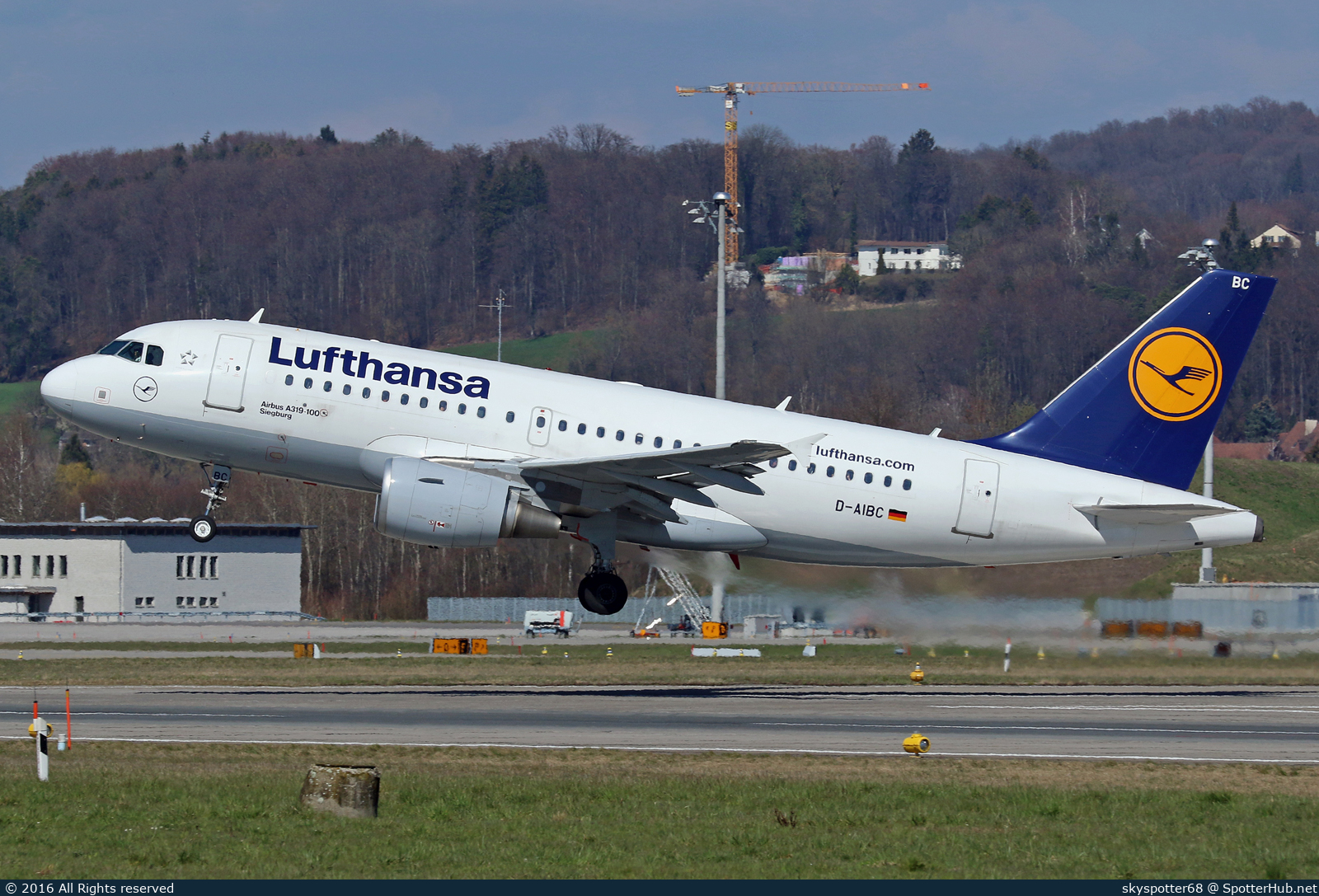 Photo of D-AIBC - Airbus A319-112 operated by Lufthansa