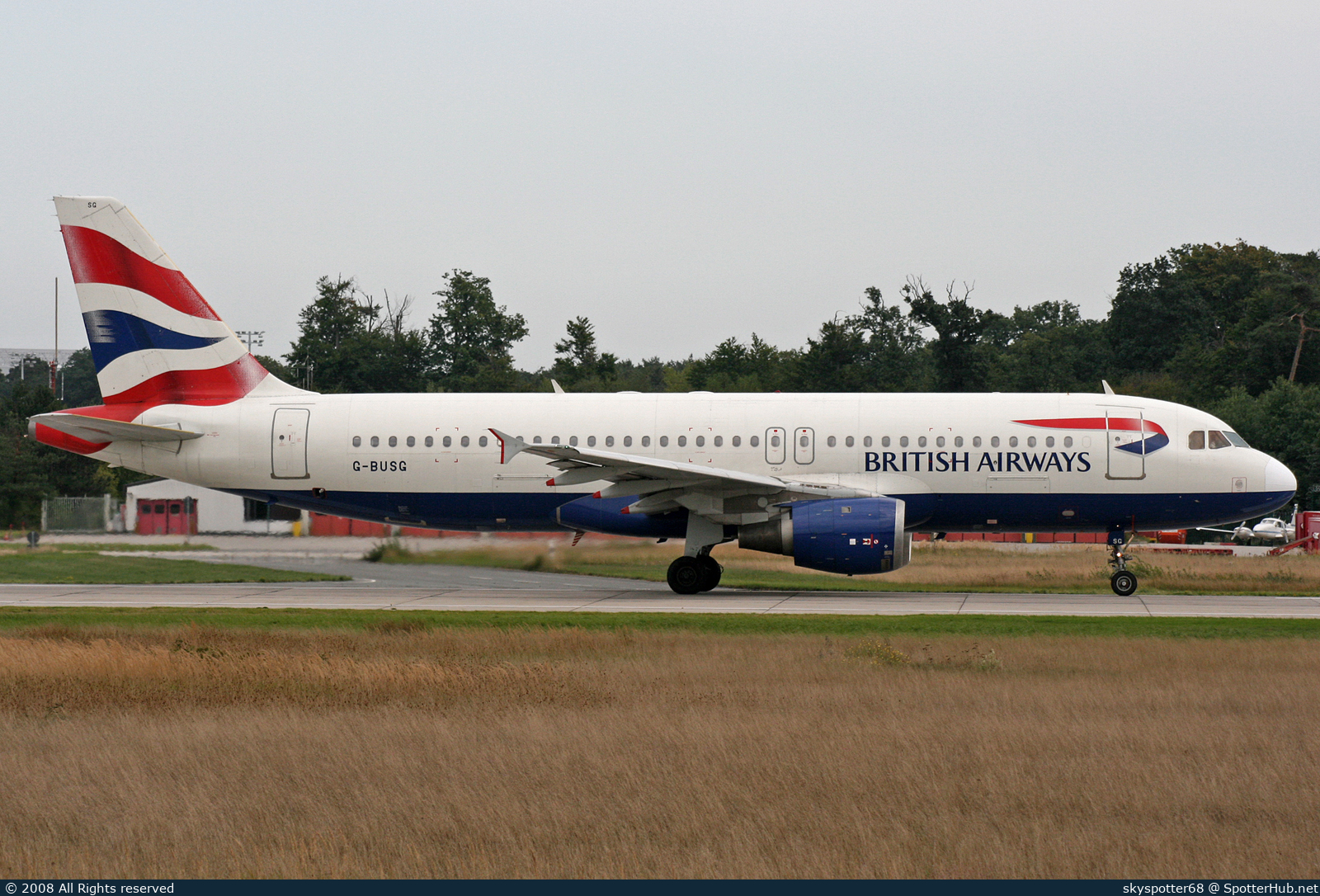 Photo of G-BUSG - Airbus A320-211 operated by British Airways