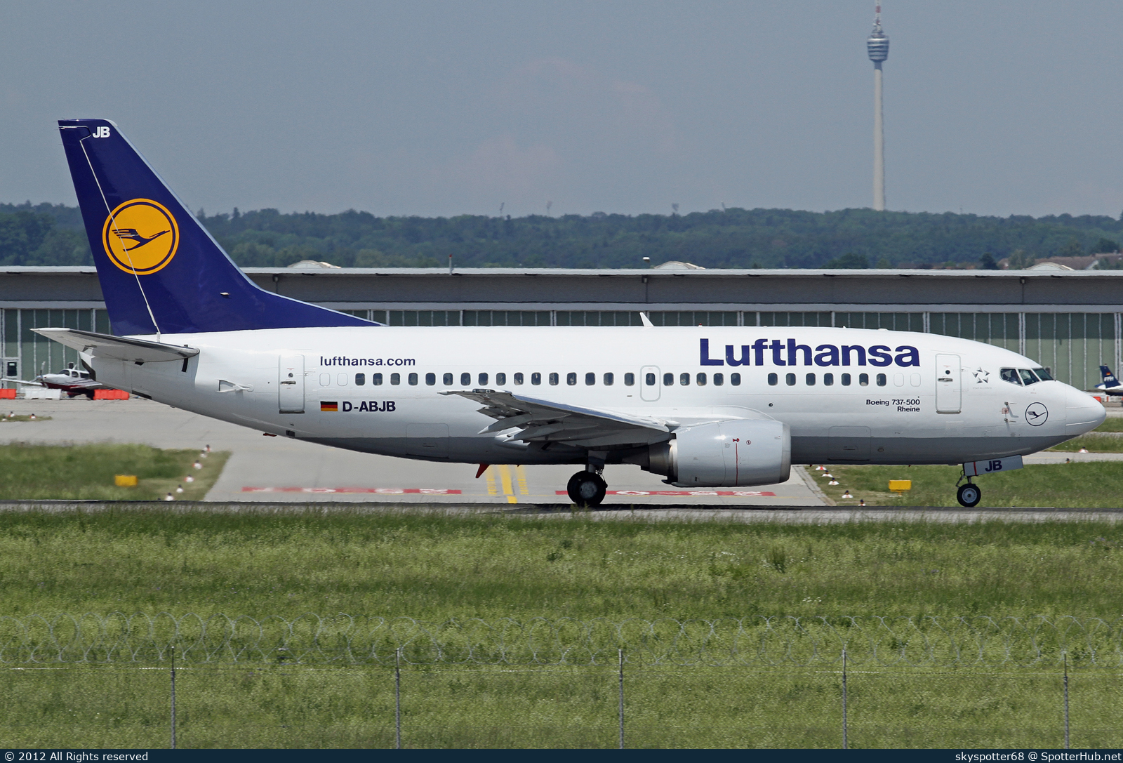Photo of D-ABJB - Boeing 737-530 operated by Lufthansa