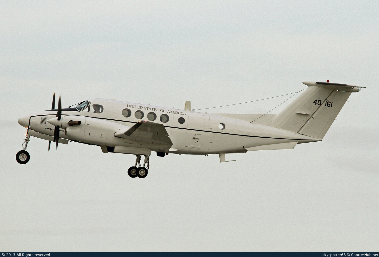 Photo of 84-00161 - Beechcraft C-12U Huron operated by US Army