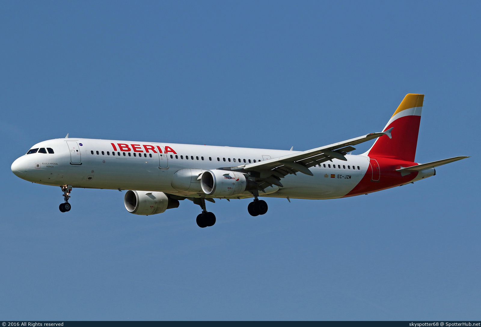 Photo of EC-JZM - Airbus A321-212 operated by Iberia