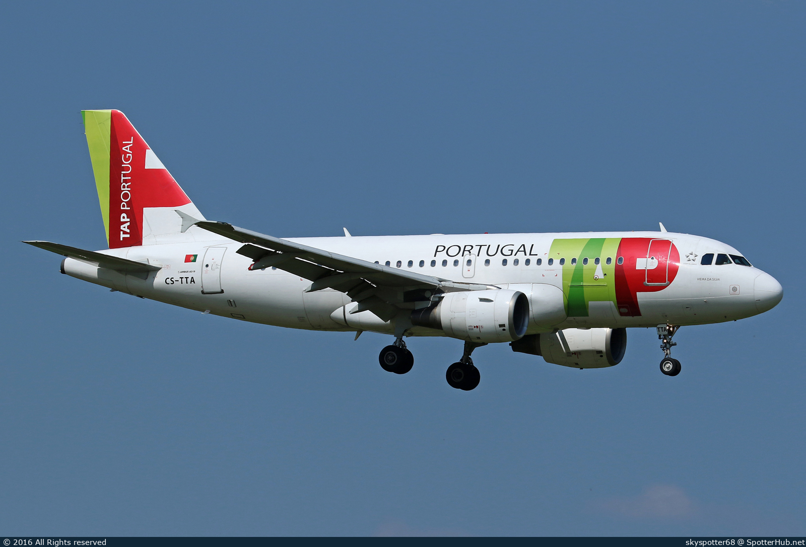 Photo of CS-TTA - Airbus A319-111 operated by TAP Air Portugal