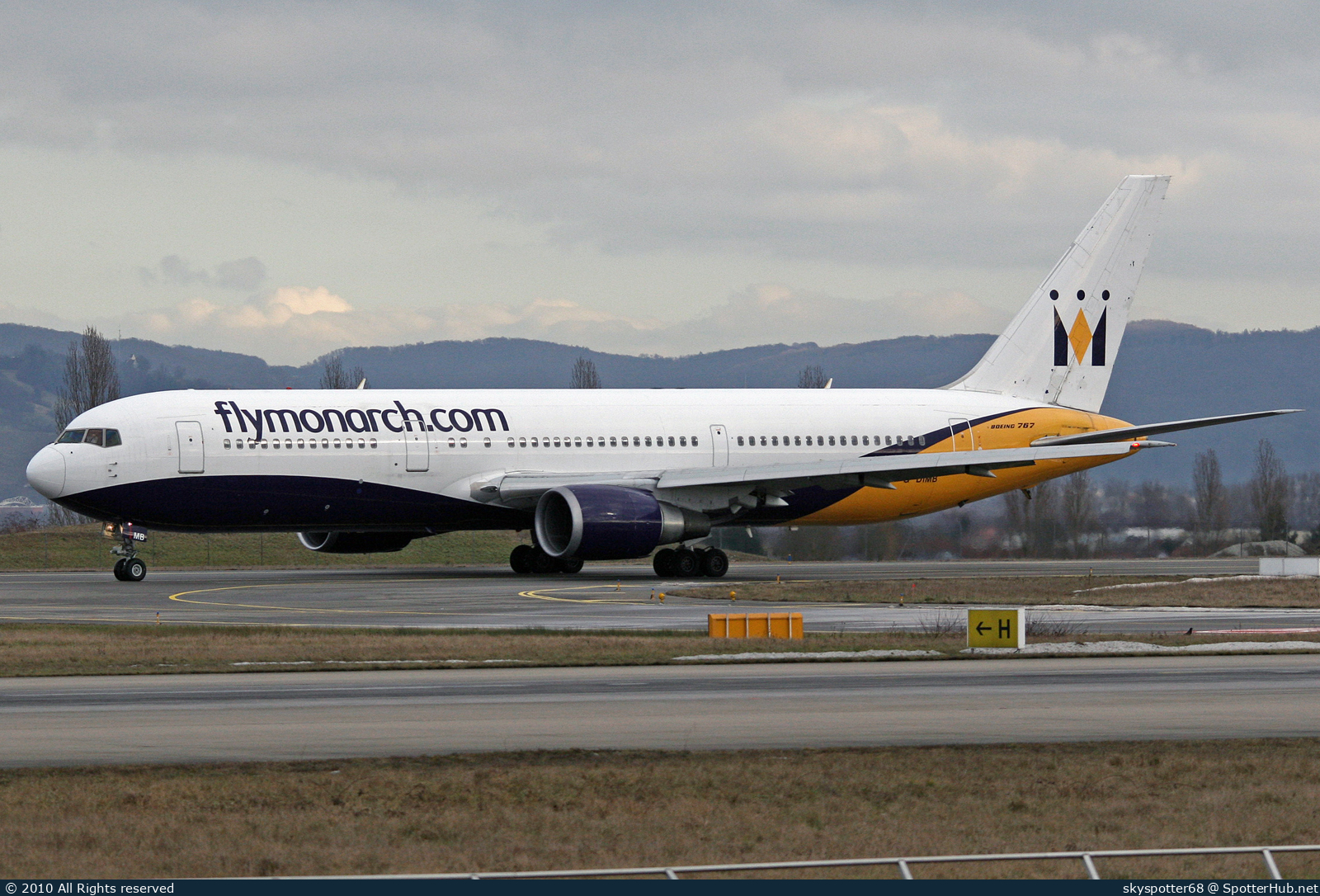 Photo of G-DIMB - Boeing 767-31K(ER) operated by Monarch Airlines