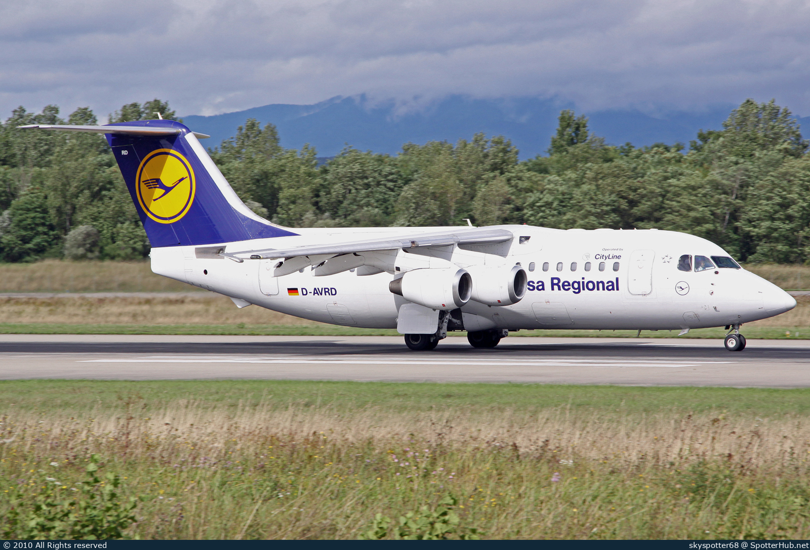 Photo of D-AVRD - British Aerospace Avro RJ85 operated by Lufthansa CityLine