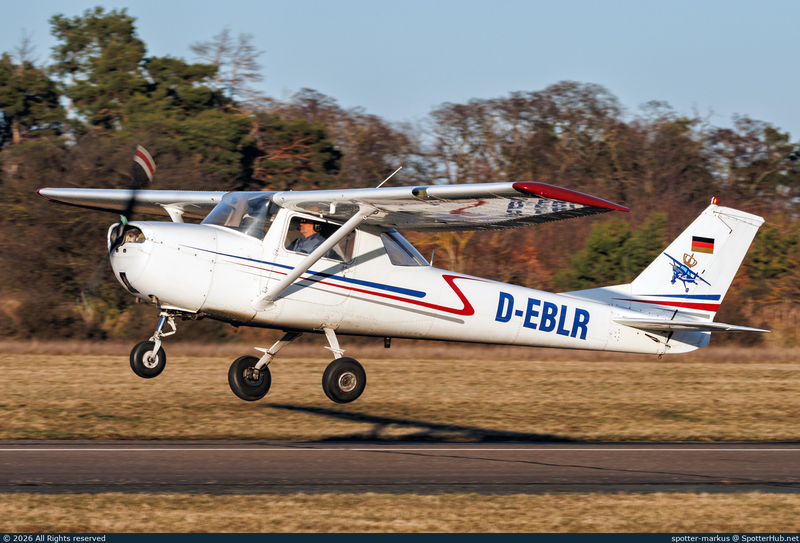Photo of D-EBLR - Reims-Cessna F150K operated by Flugschule August der Starke