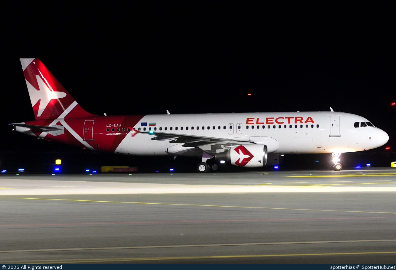 Photo of LZ-EAJ - Airbus A320-214 operated by Electra Airways