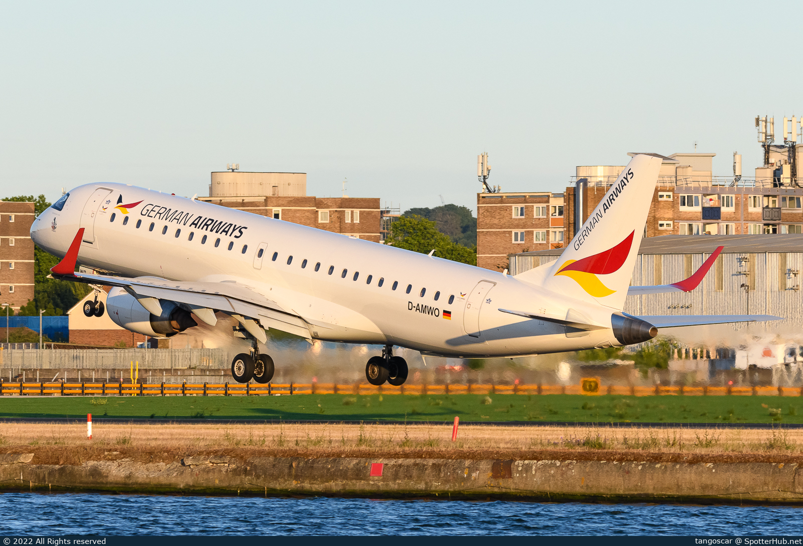 Photo of D-AMWO - Embraer ERJ-190AR operated by German Airways