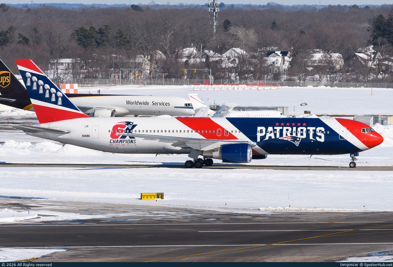 Photo of N36NE - Boeing 767-323(ER) operated by Omni Air International