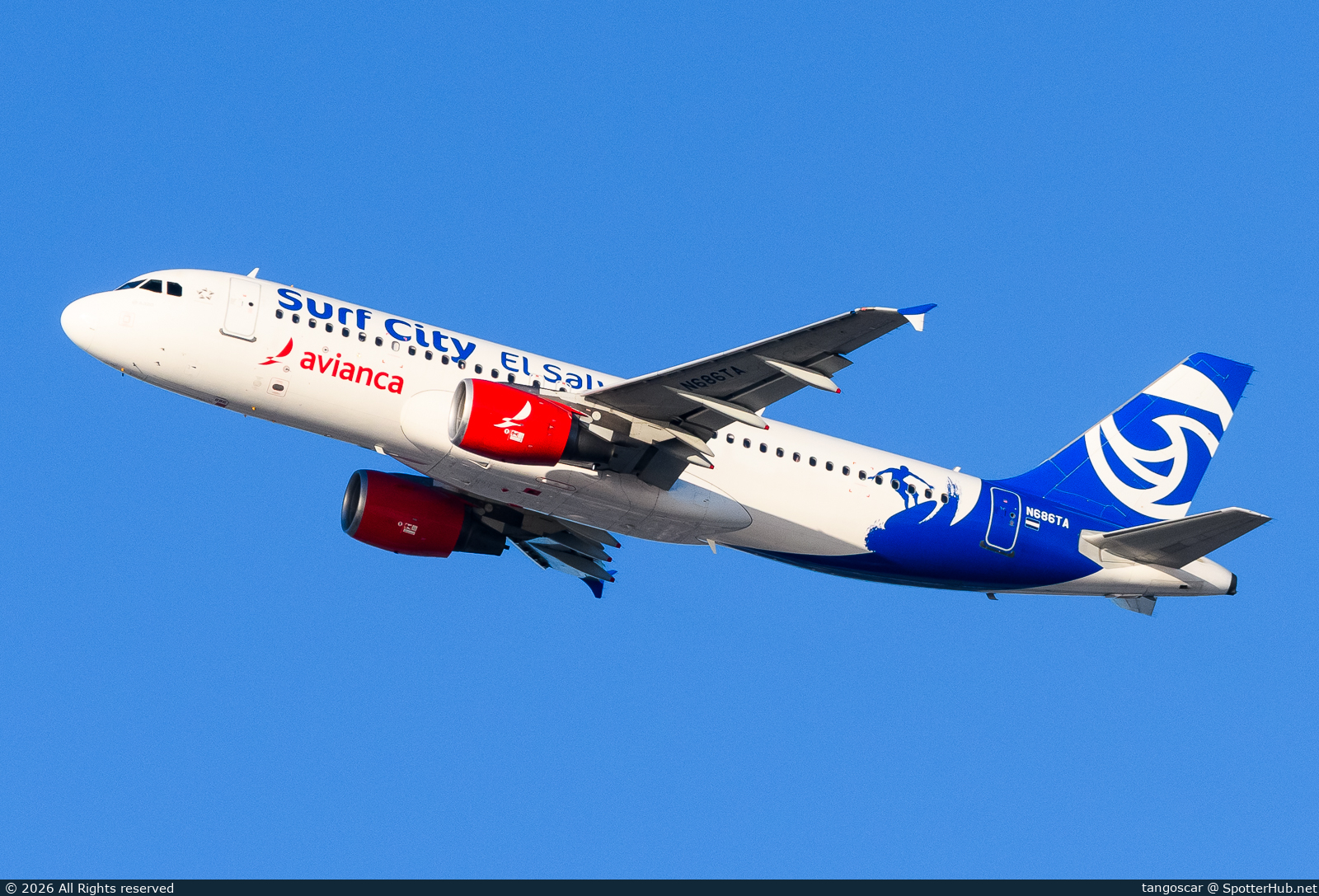 Photo of N686TA - Airbus A320-214 operated by Avianca El Salvador