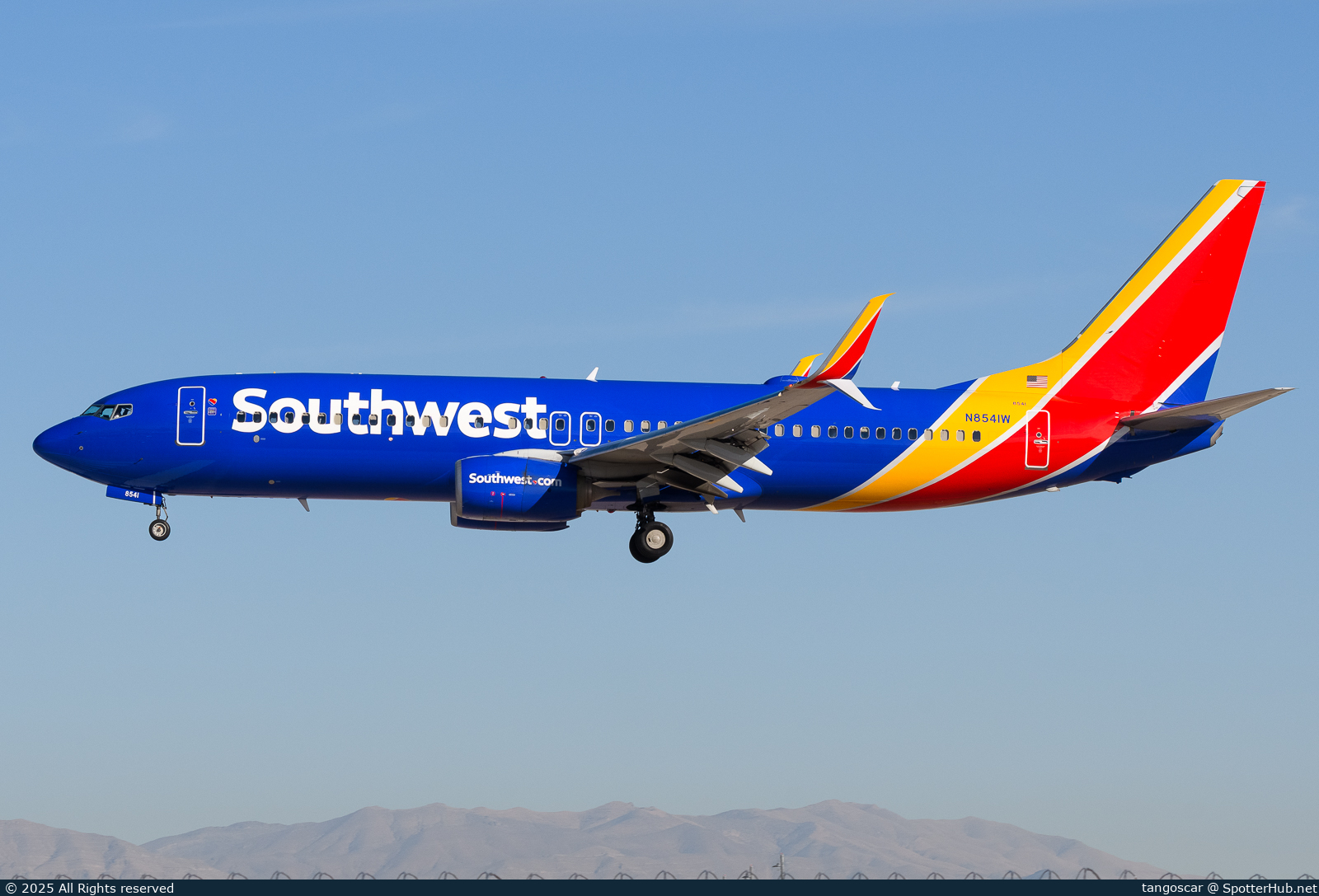 Photo of N8541W - Boeing 737-8H4 operated by Southwest Airlines
